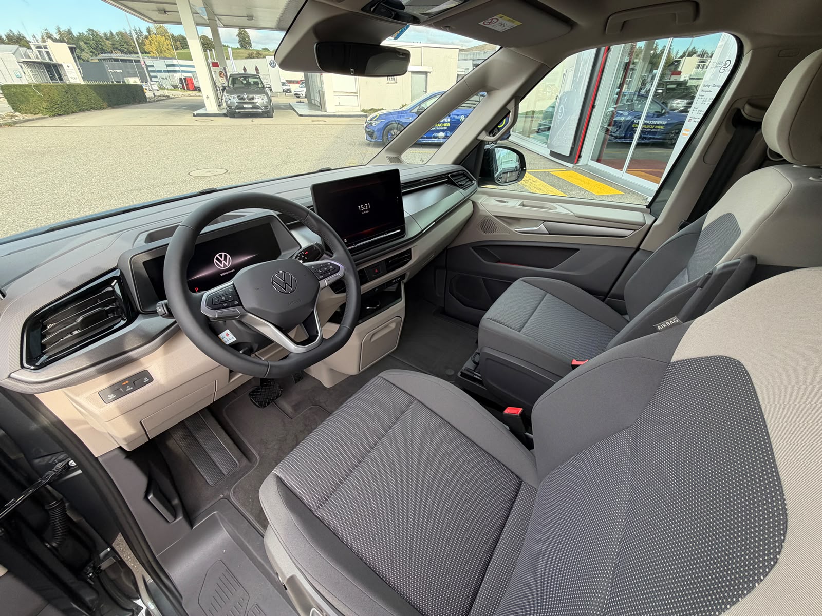 VW California eHybrid 4x4 Beach Tour Liberty 4Motion mit 5-Sitzplätzen-image-20