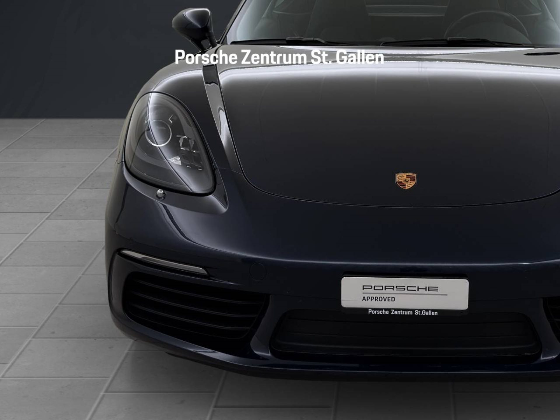 PORSCHE 718 Cayman-image-8