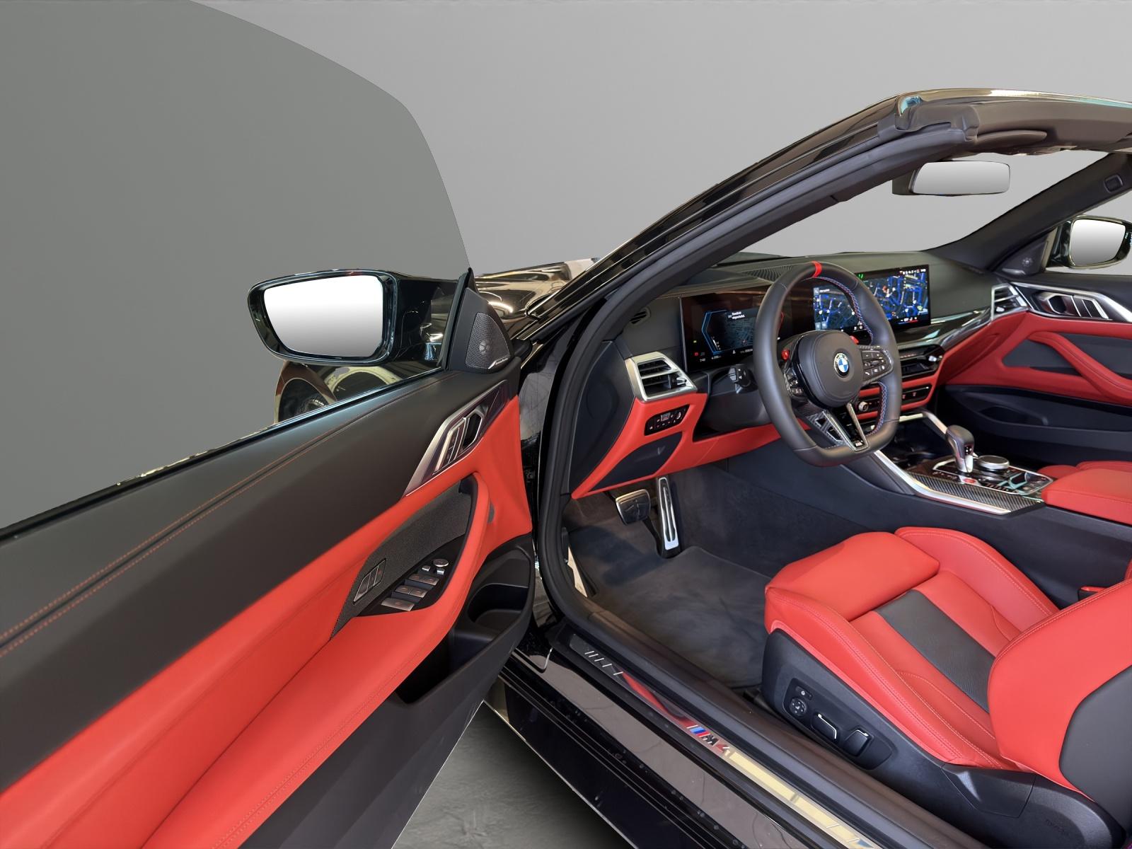 BMW M4 Competition xDrive Cabrio-image-12