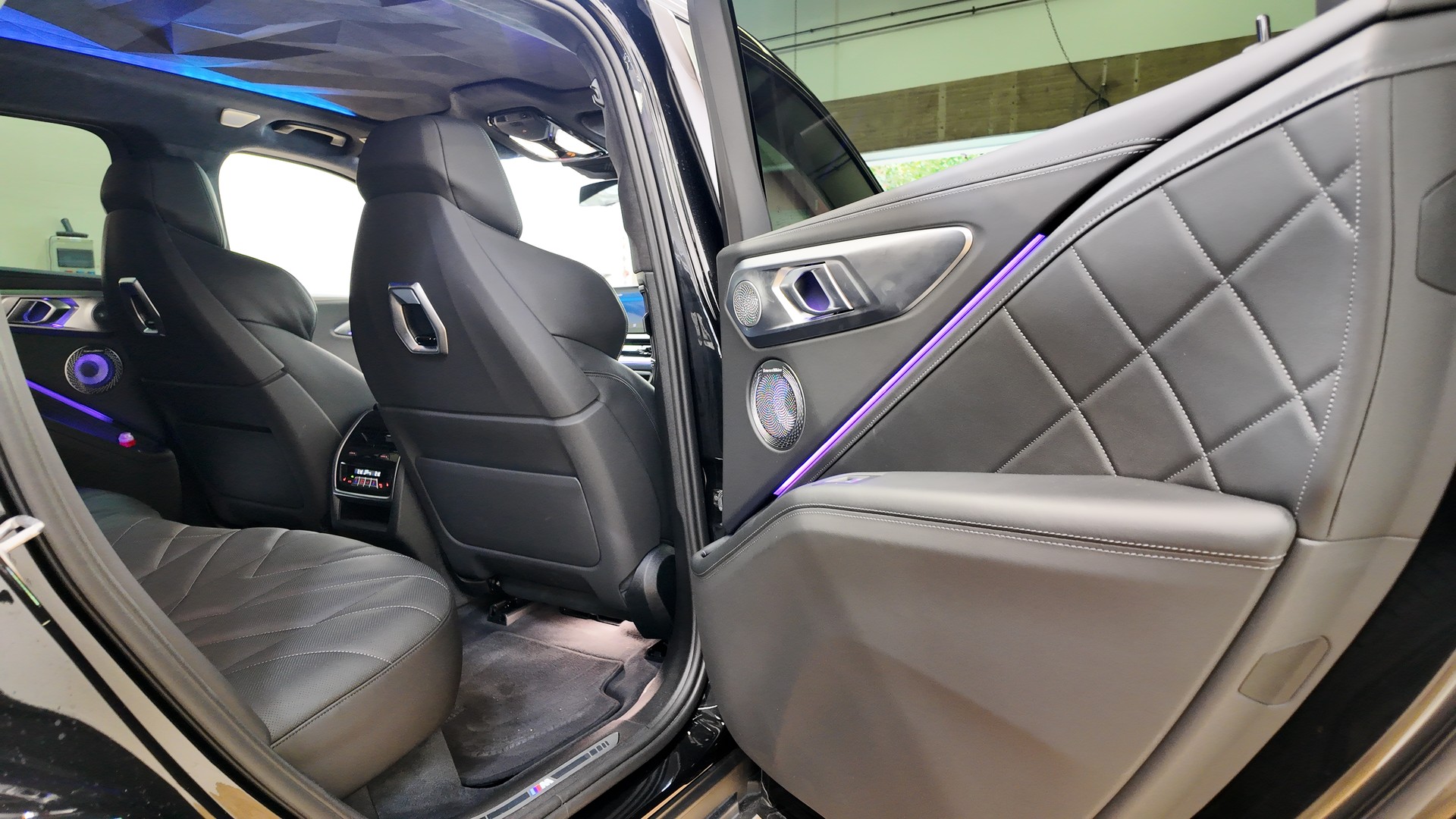 BMW XM xDrive PHEV Steptronic-image-20