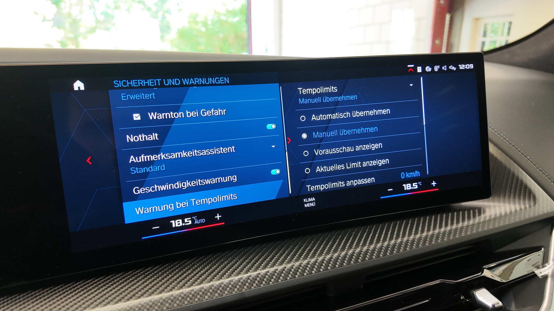 BMW XM xDrive PHEV Steptronic-image-30