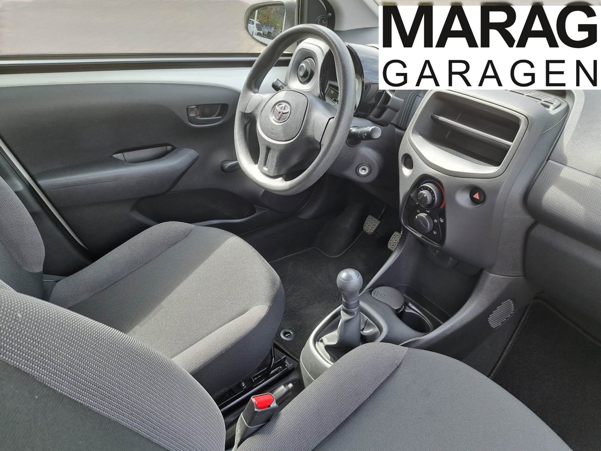 TOYOTA Aygo 1.0 VVT-i x-image-4