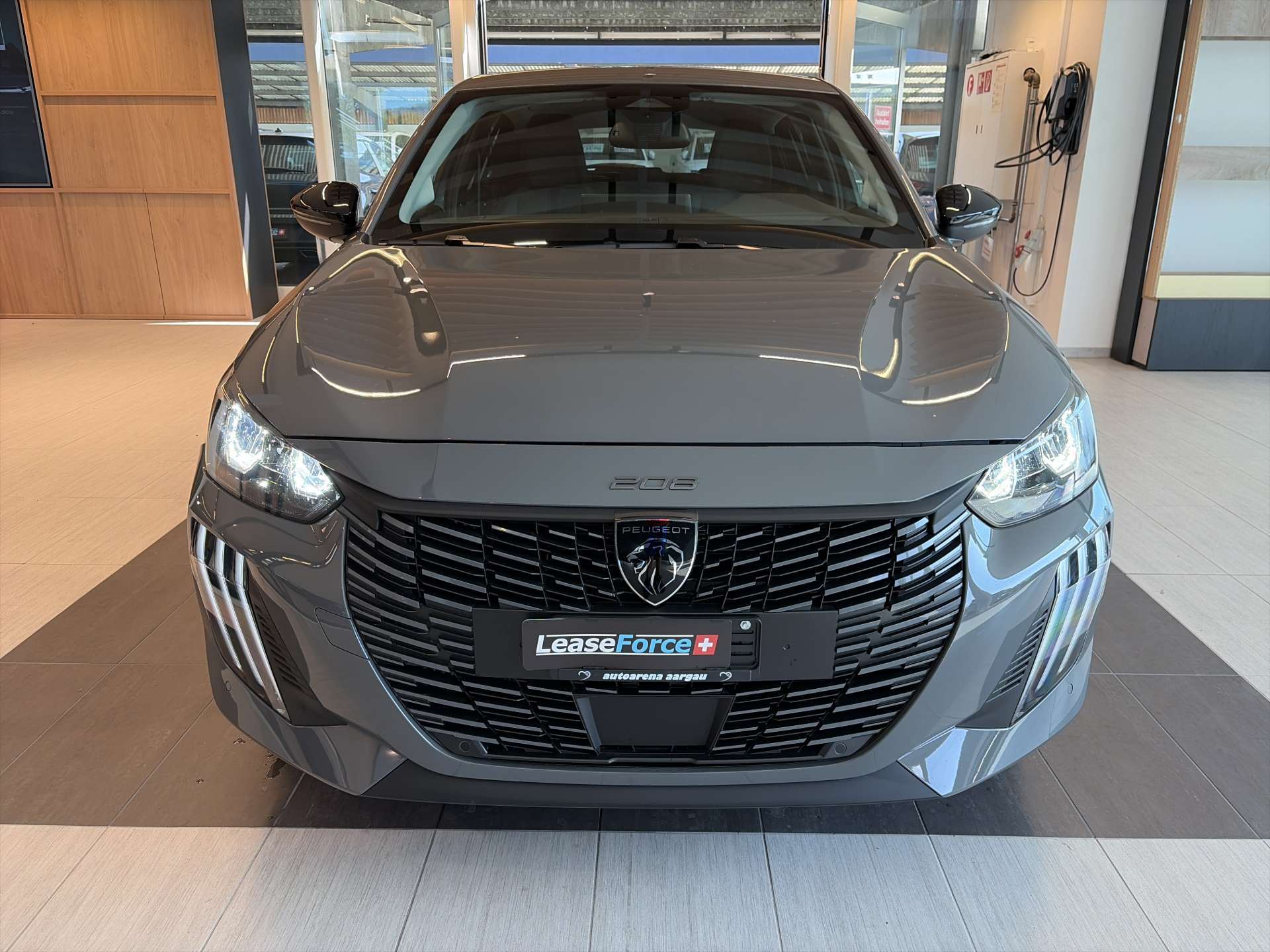 PEUGEOT 208 1.2 MHEV 110 Allure Automat-image-10