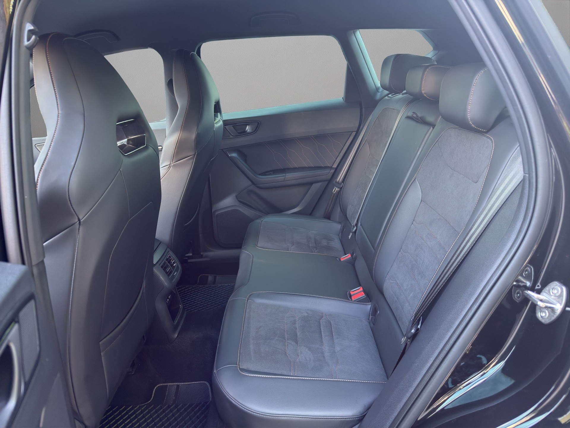 CUPRA Ateca 2.0TSI VZ 4Drive DSG-image-5