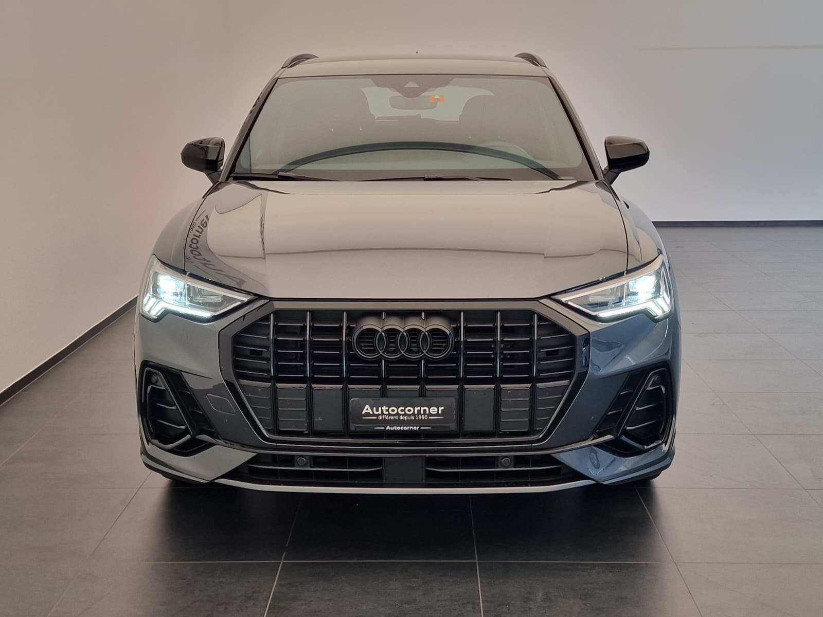 AUDI Q3 35 TFSI S line Attraction S-tronic-image-3