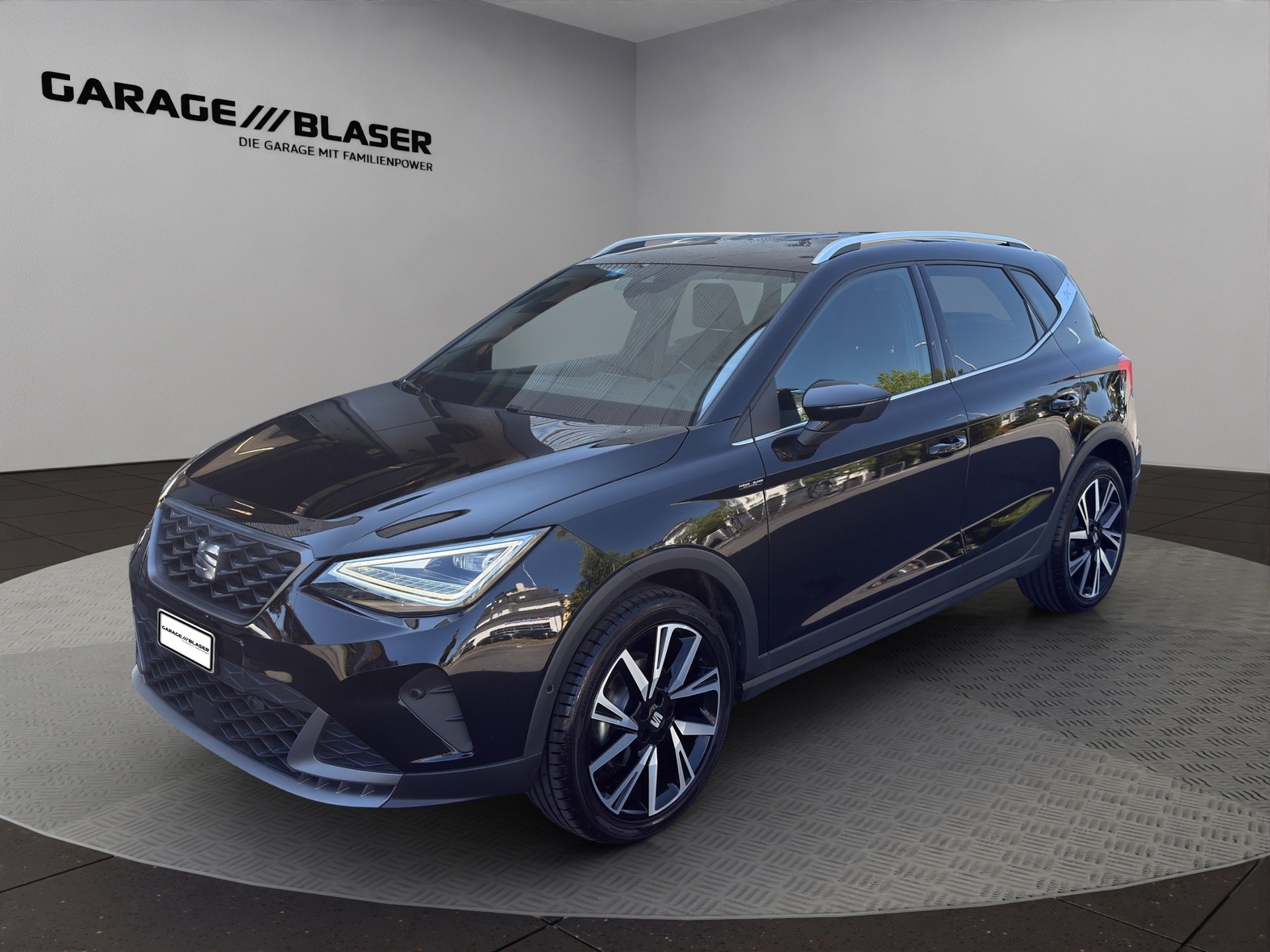 SEAT Arona 1.0 TSI Eco Hola FR DSG-image-0