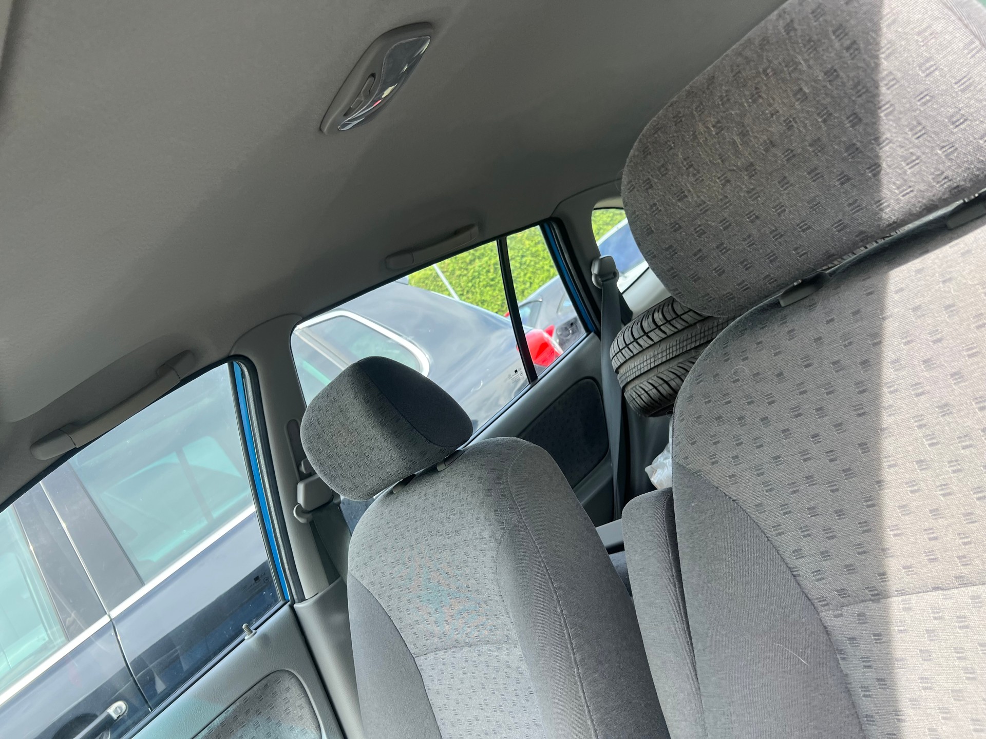 KIA Rio 1.5 LS-image-8