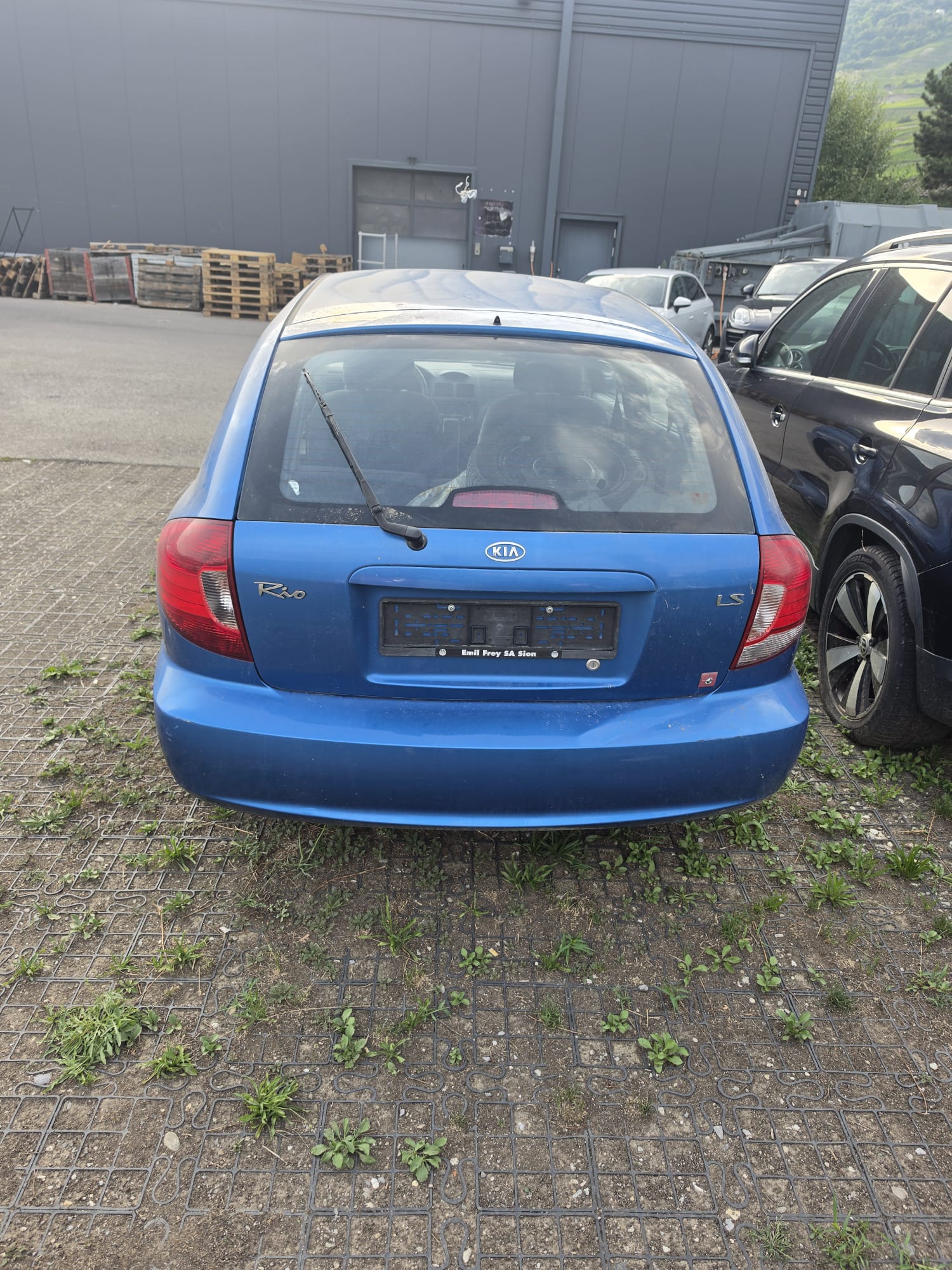 KIA Rio 1.5 LS-image-3