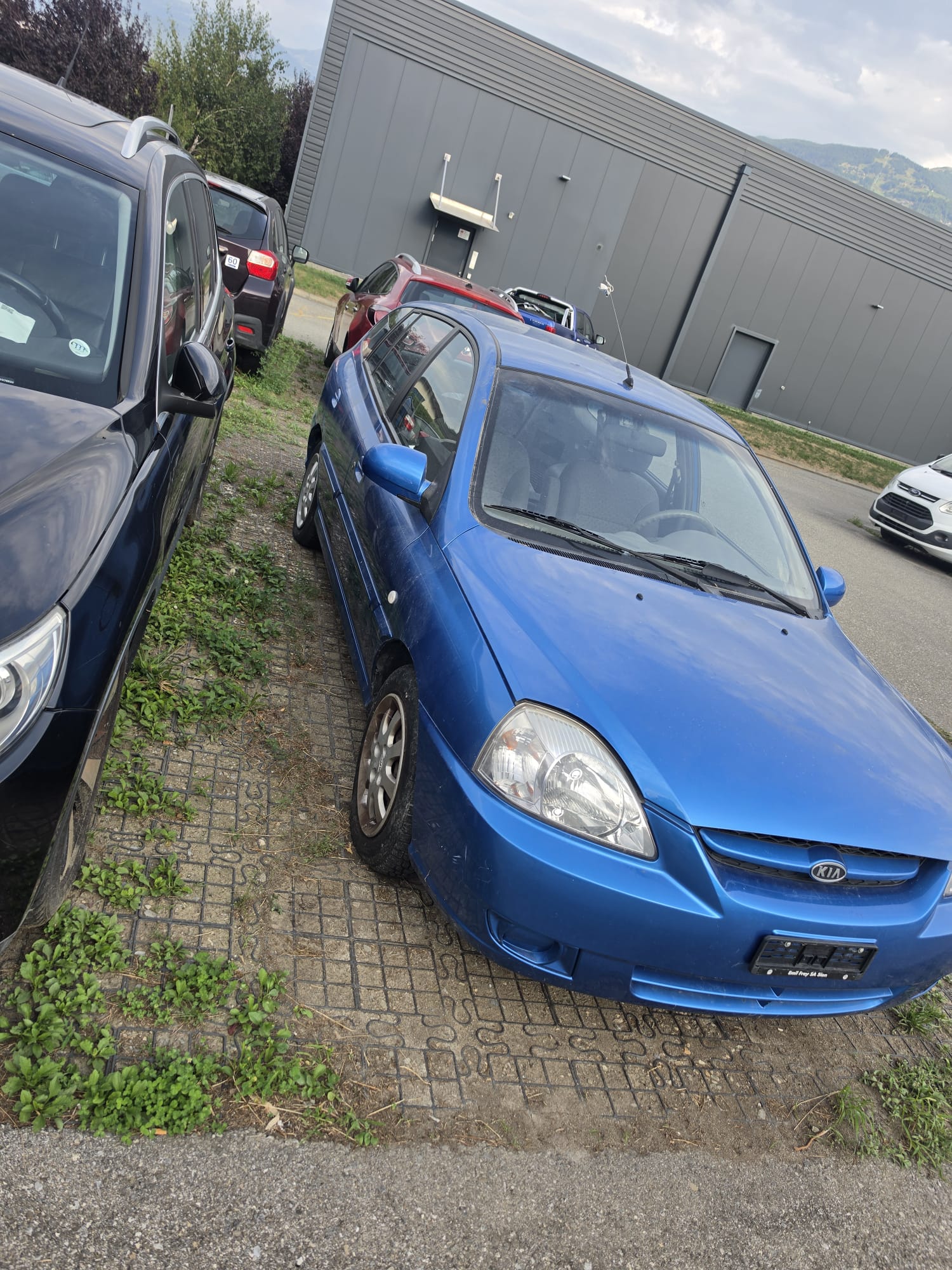 KIA Rio 1.5 LS-image-2