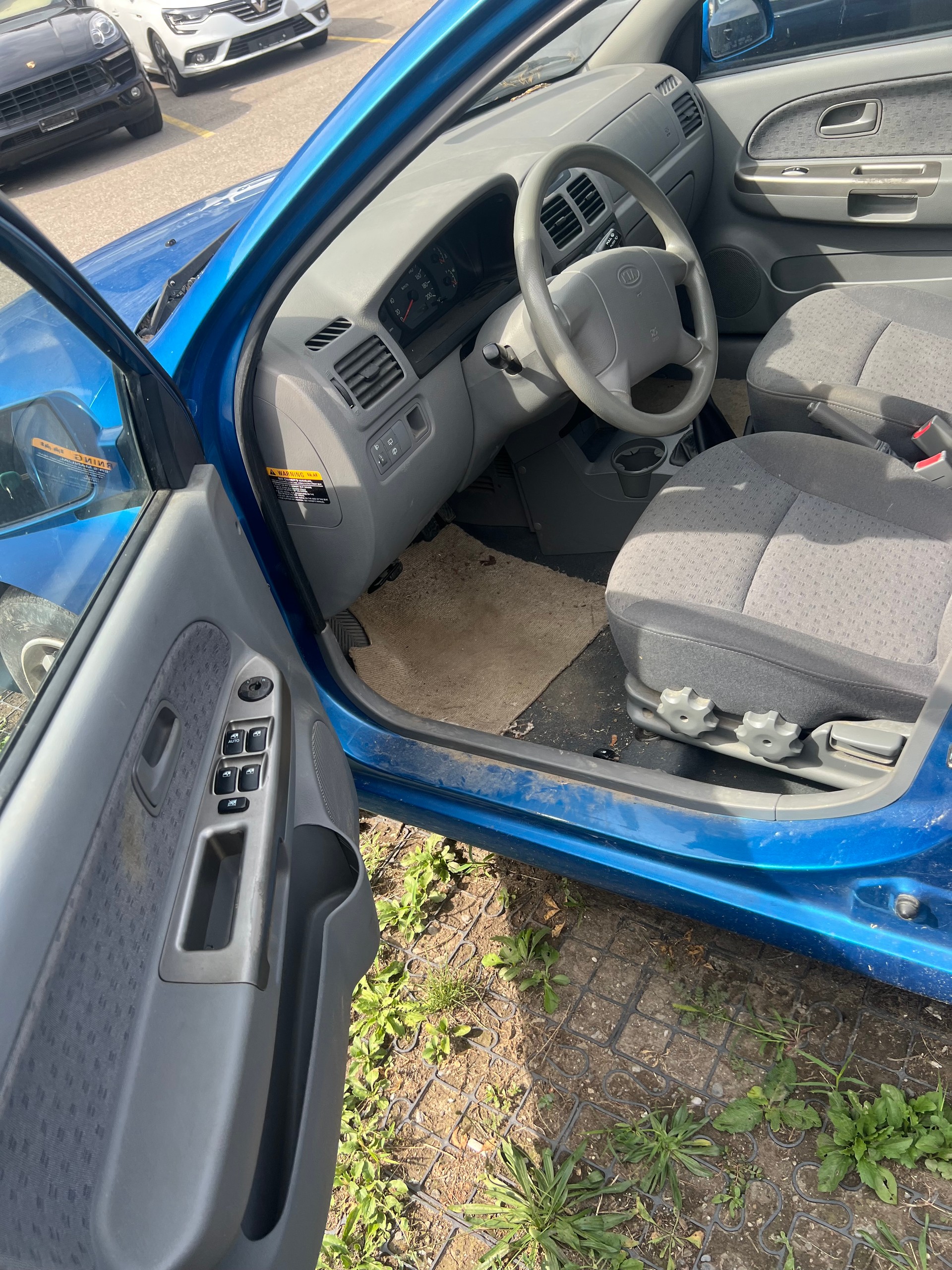 KIA Rio 1.5 LS-image-10