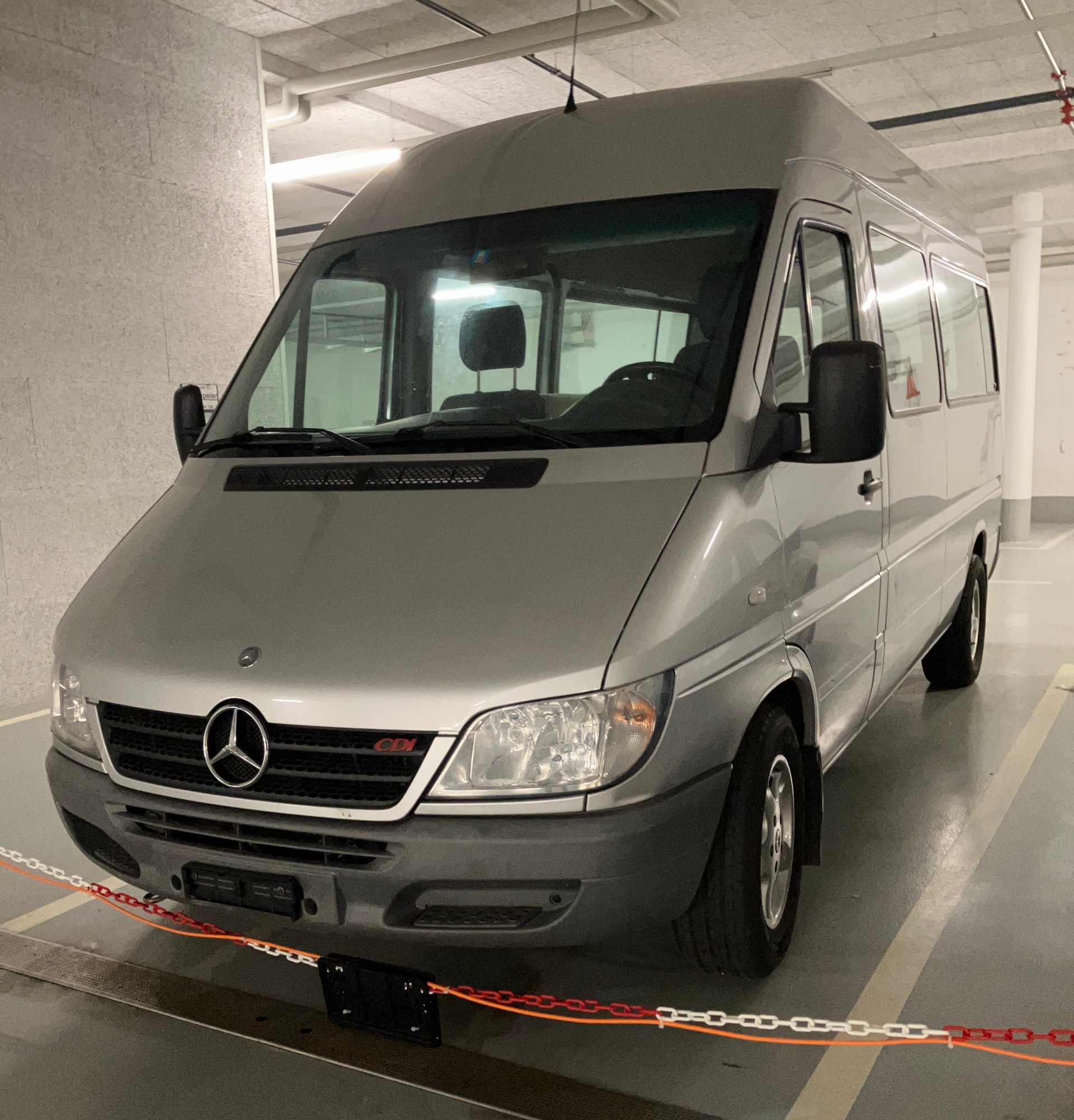 MERCEDES-BENZ 216 CDI 2.7-image-1