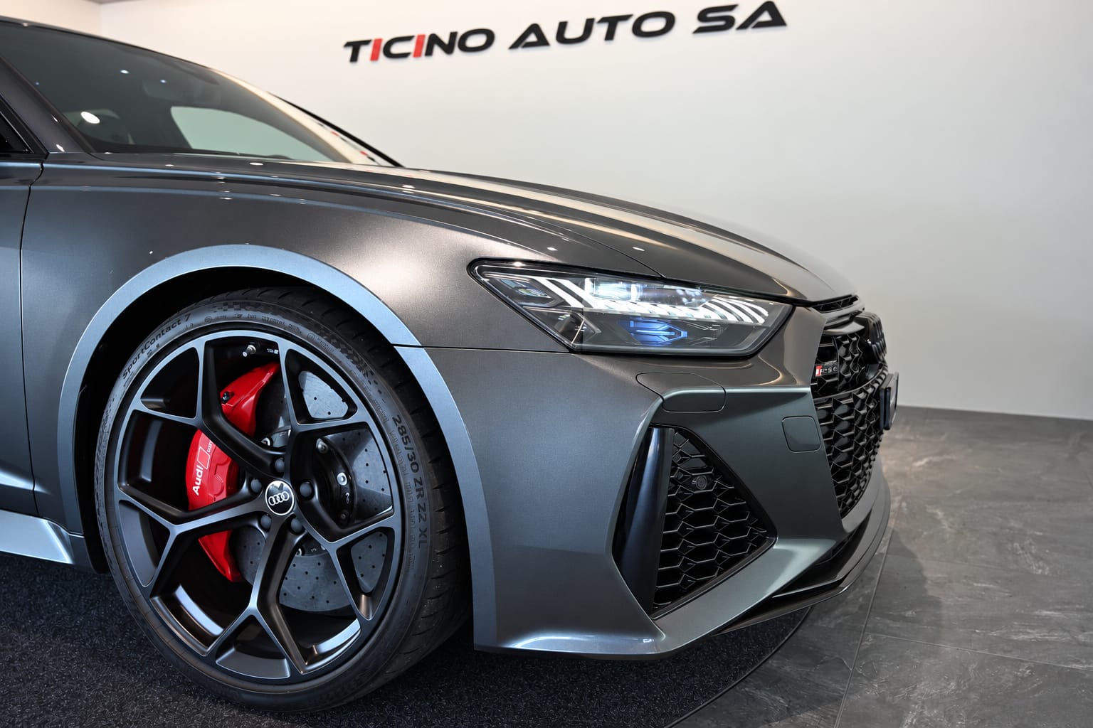 AUDI RS6 Avant 4.0 TFSI V8 Performance quattro-image-19