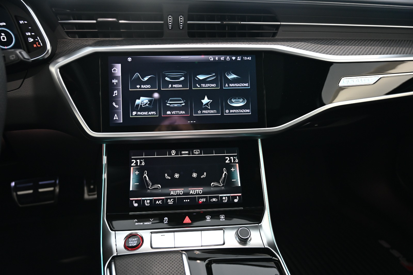 AUDI RS6 Avant 4.0 TFSI V8 Performance quattro-image-13