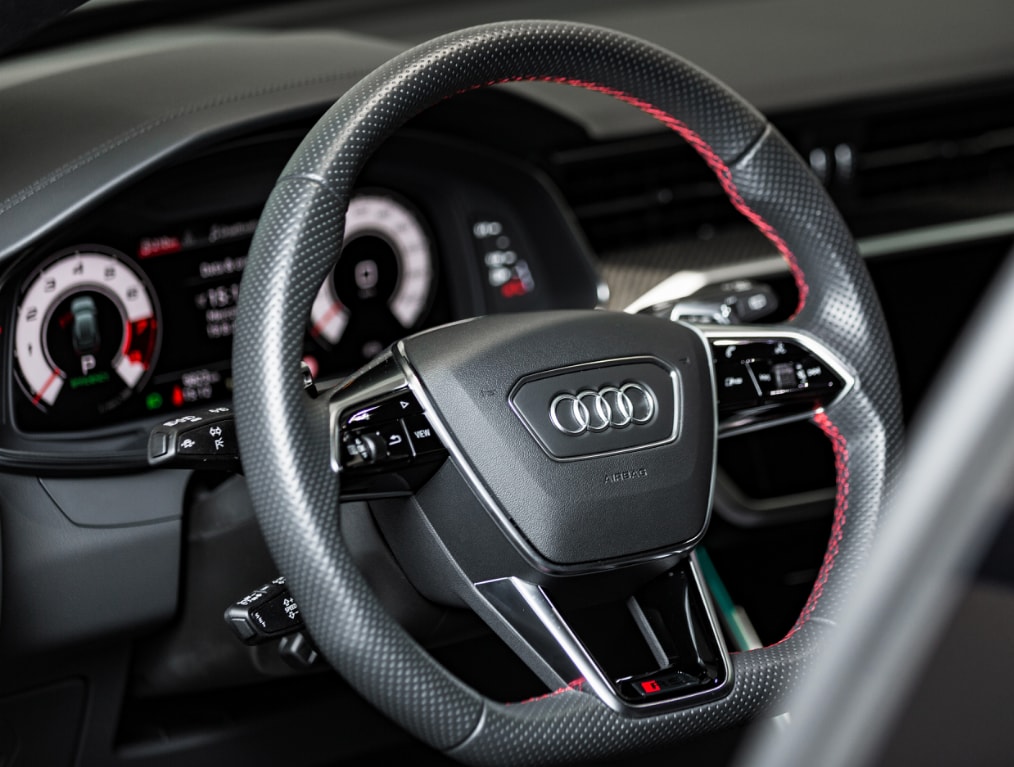 AUDI RS6 Avant 4.0 TFSI V8 Performance quattro-image-11