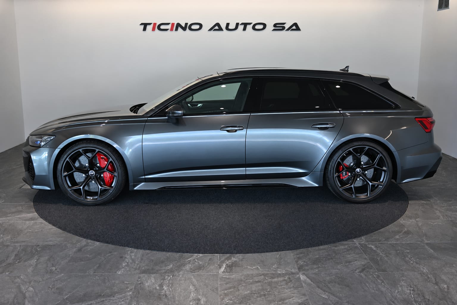 AUDI RS6 Avant 4.0 TFSI V8 Performance quattro-image-11