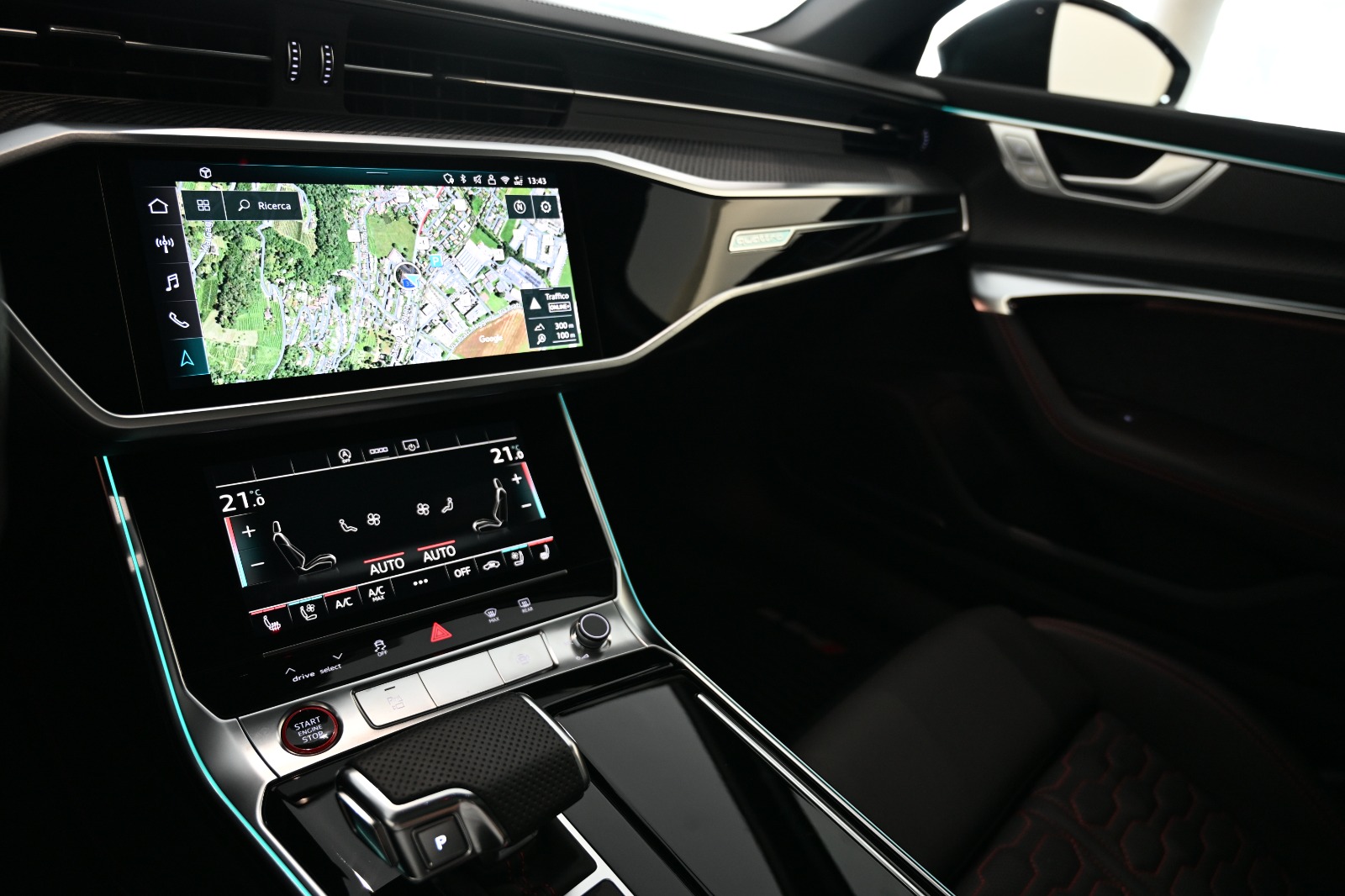 AUDI RS6 Avant 4.0 TFSI V8 Performance quattro-image-12