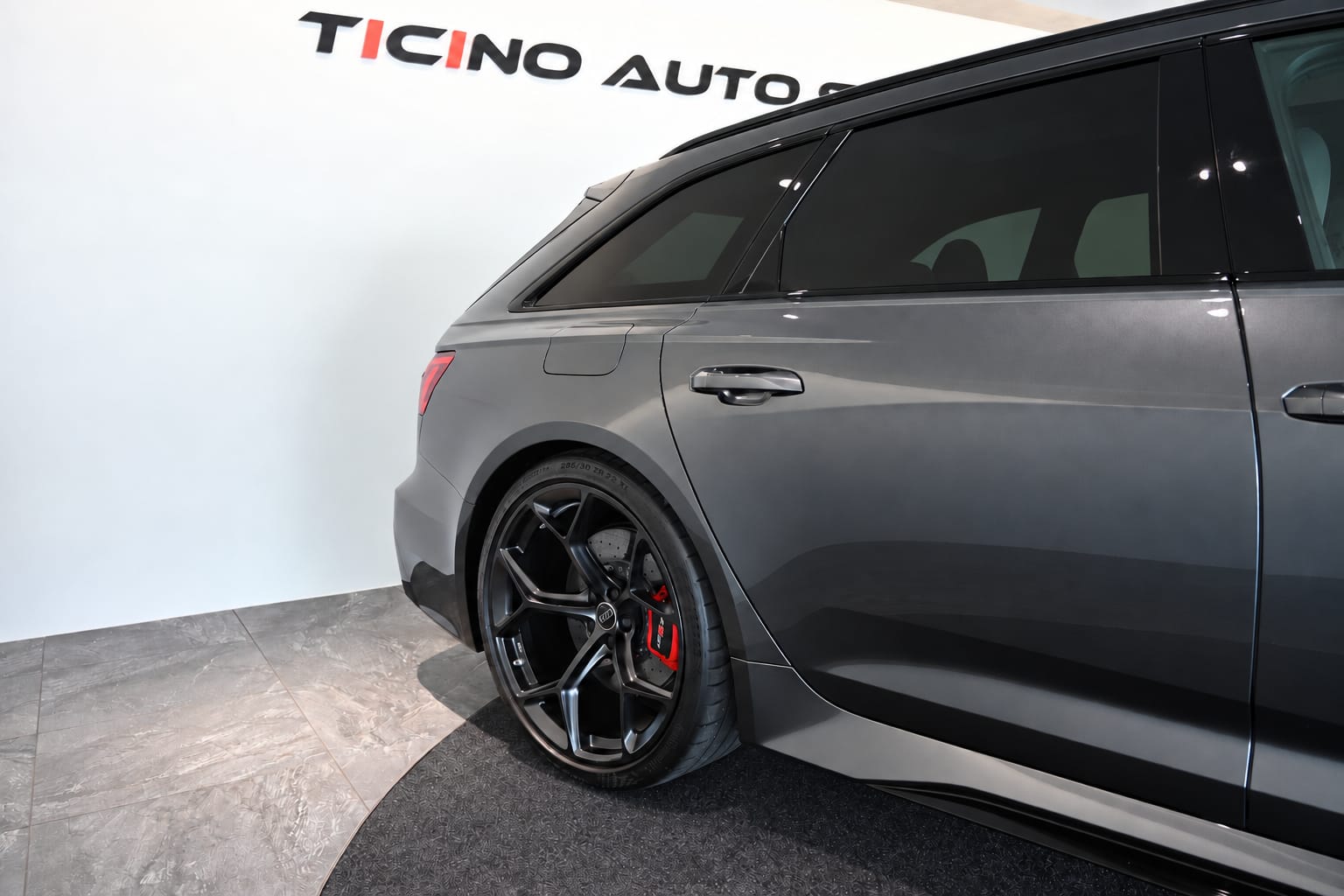 AUDI RS6 Avant 4.0 TFSI V8 Performance quattro-image-20