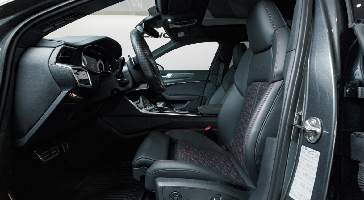 AUDI RS6 Avant 4.0 TFSI V8 Performance quattro-image-14