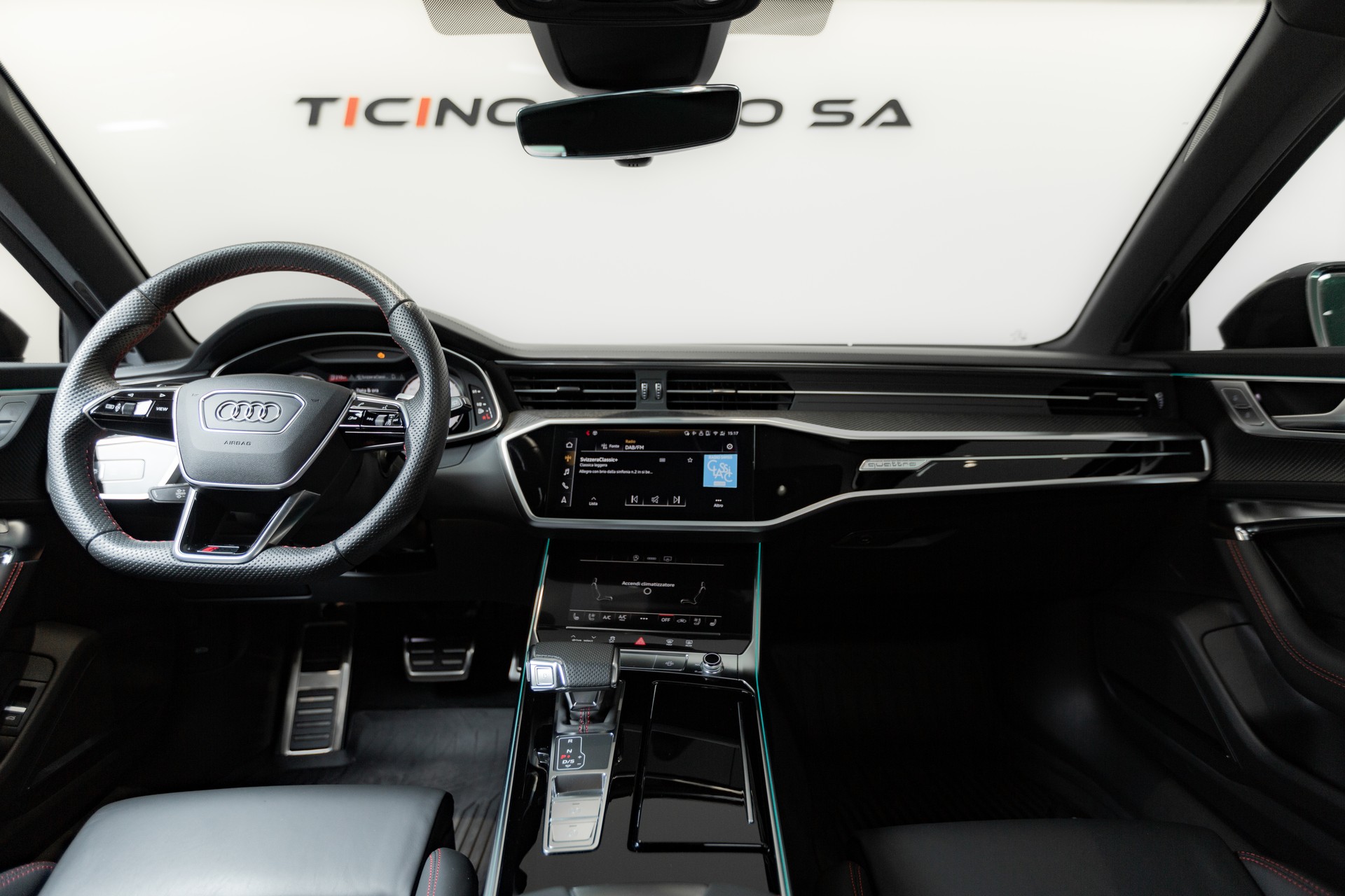 AUDI RS6 Avant 4.0 TFSI V8 Performance quattro-image-13
