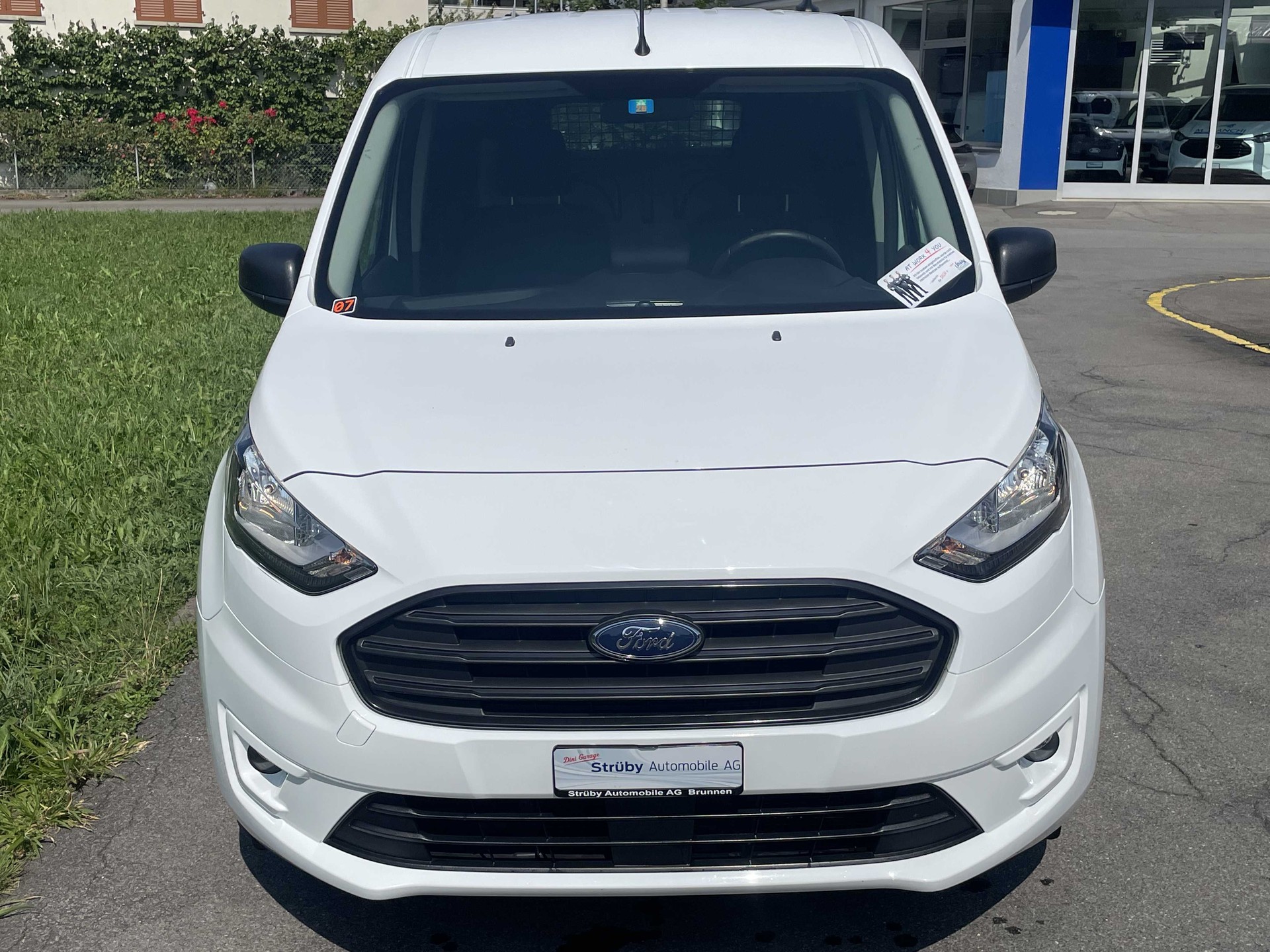 FORD Transit Connect Van 220 L2 1.0 EcoBoost 100PS Trend-image-1