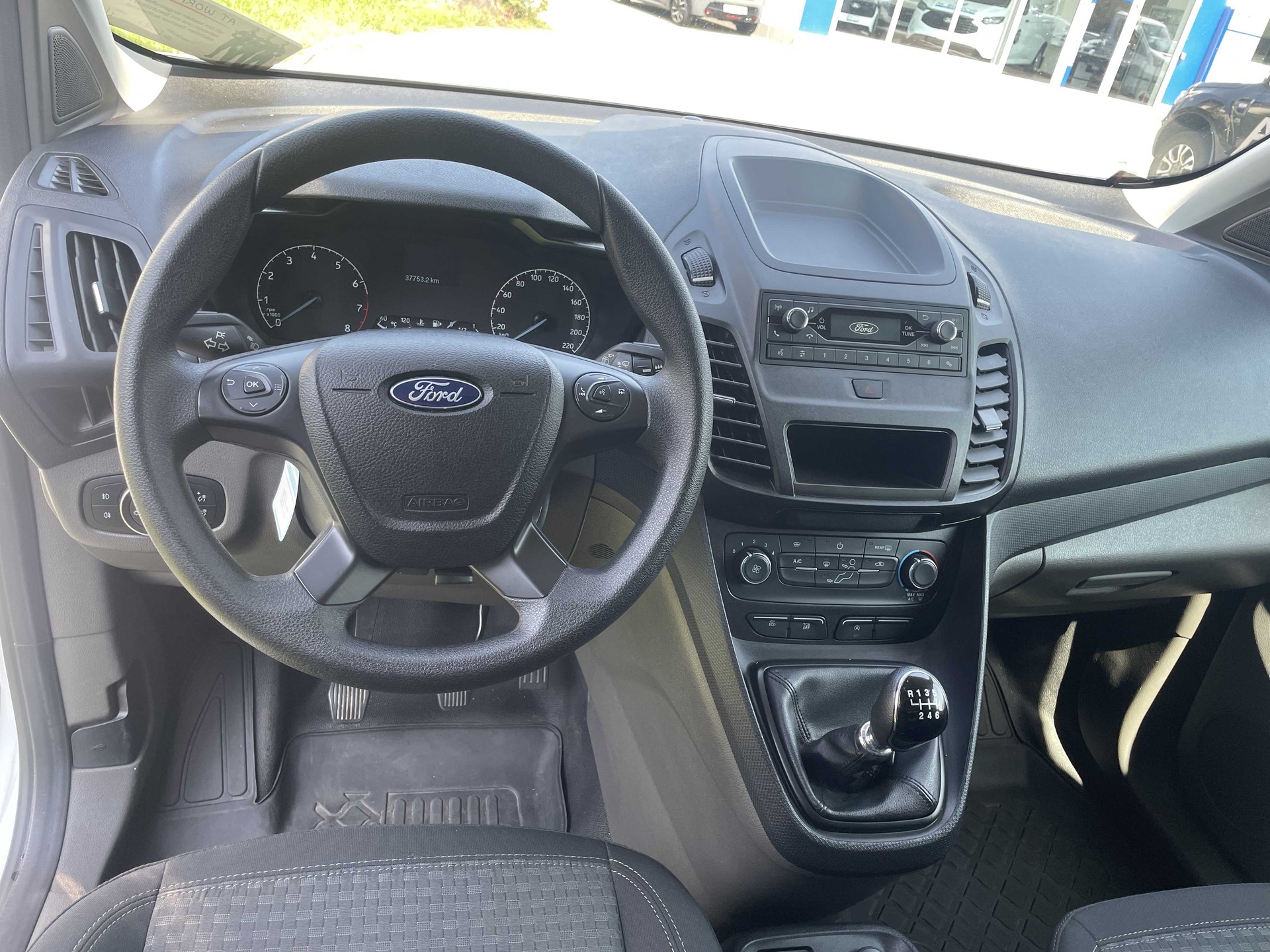 FORD Transit Connect Van 220 L2 1.0 EcoBoost 100PS Trend-image-7