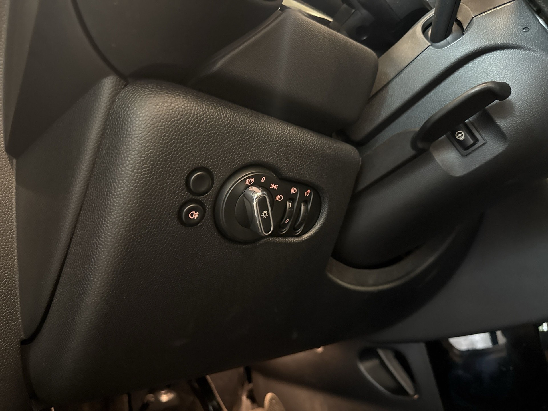 MINI Cooper Steptronic DKG-image-19