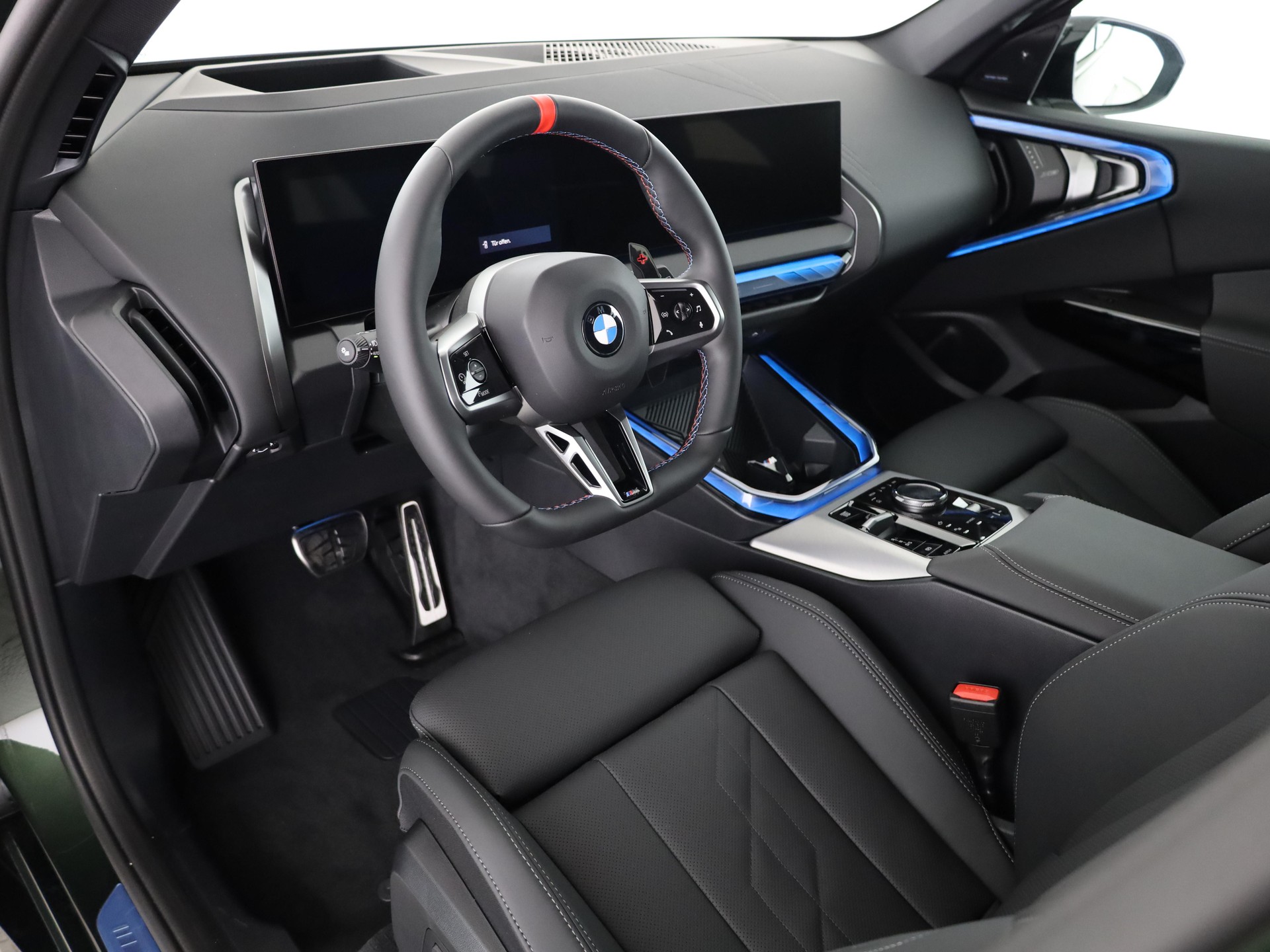 BMW X3 M50i-image-11