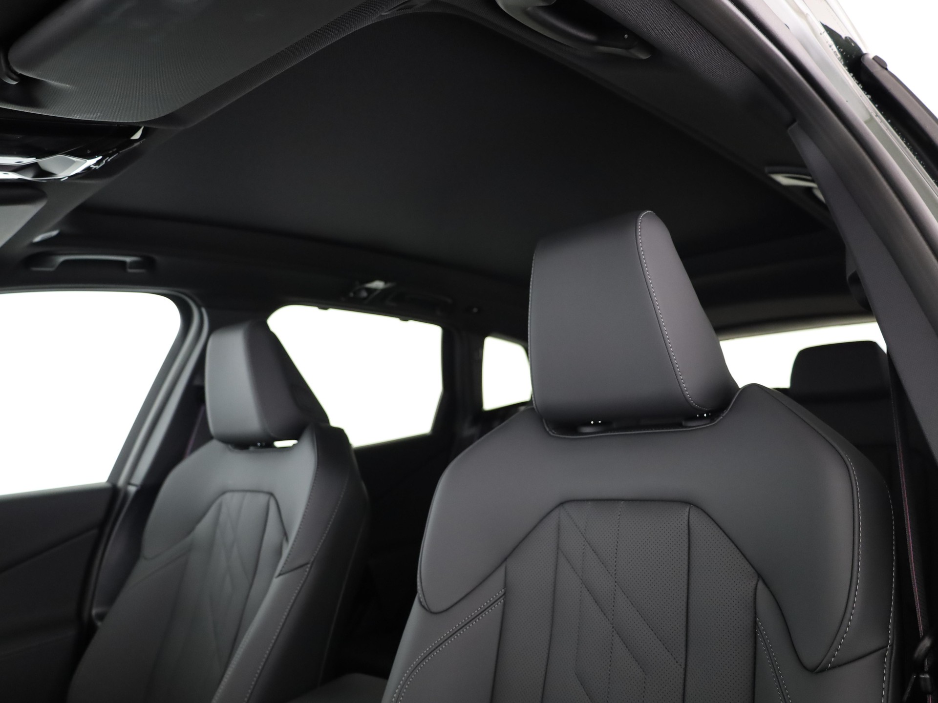 BMW X3 M50i-image-14