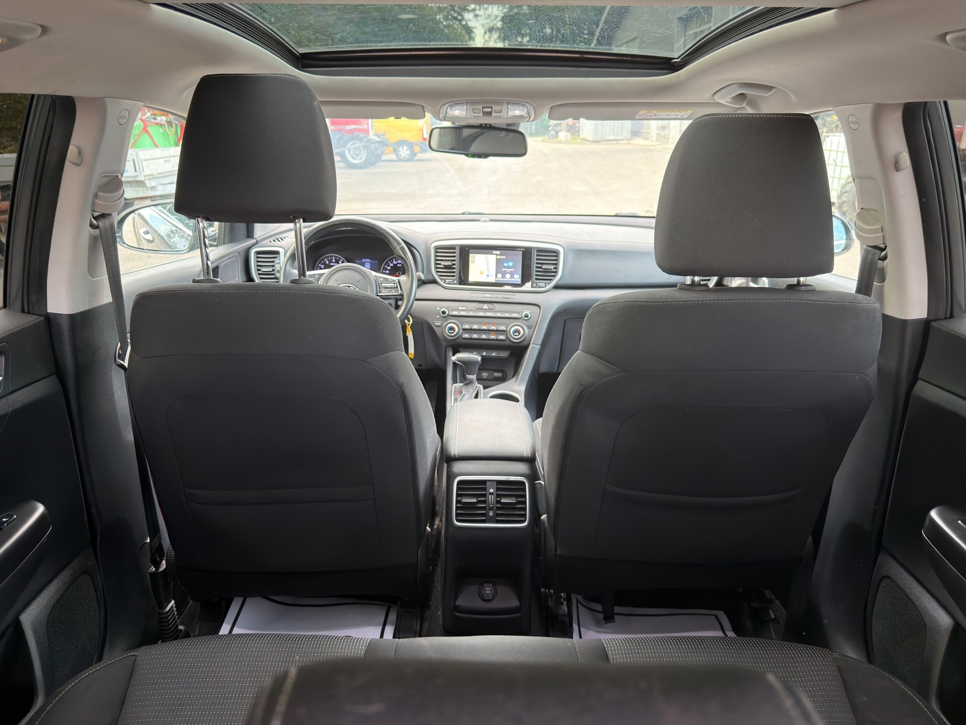 KIA Sportage 1.6 T-GDi Power 25 4WD Automat-image-11