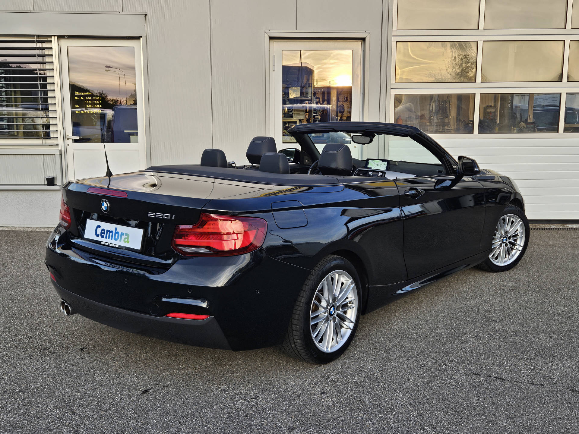 BMW 220i SAG Cabrio * Pack M Sport *-image-5