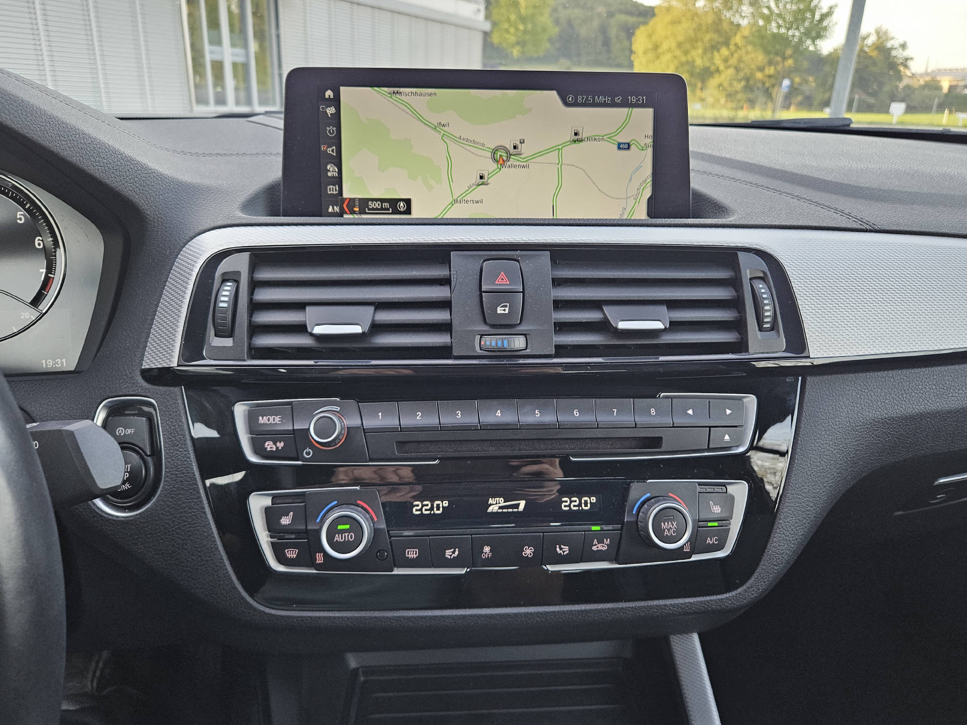 BMW 220i SAG Cabrio * Pack M Sport *-image-16
