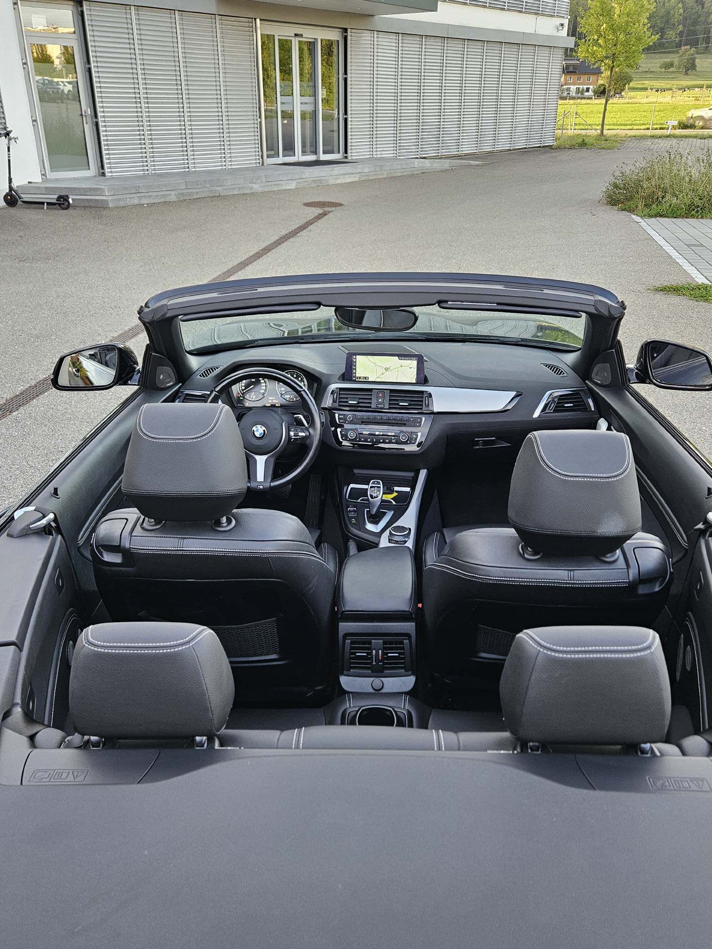 BMW 220i SAG Cabrio * Pack M Sport *-image-17