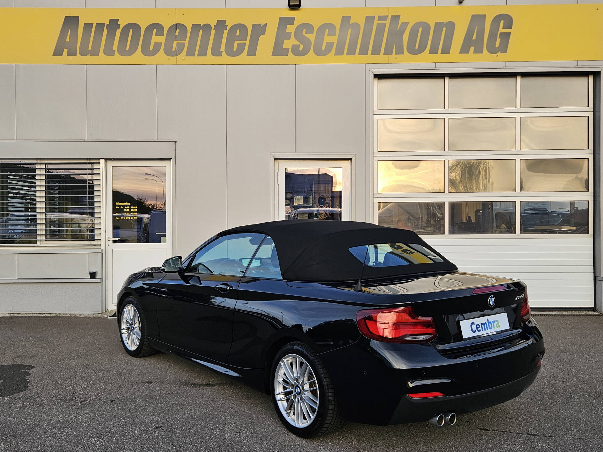 BMW 220i SAG Cabrio * Pack M Sport *-image-8