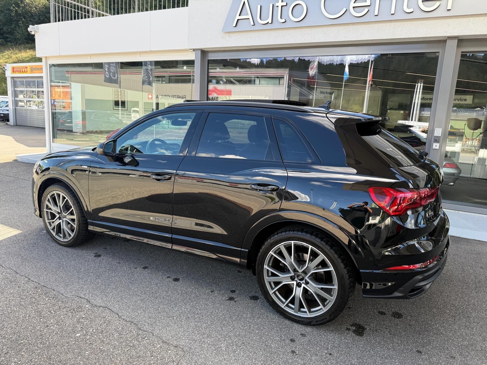 AUDI Q3 45 TFSI S line quattro S-tronic-image-21
