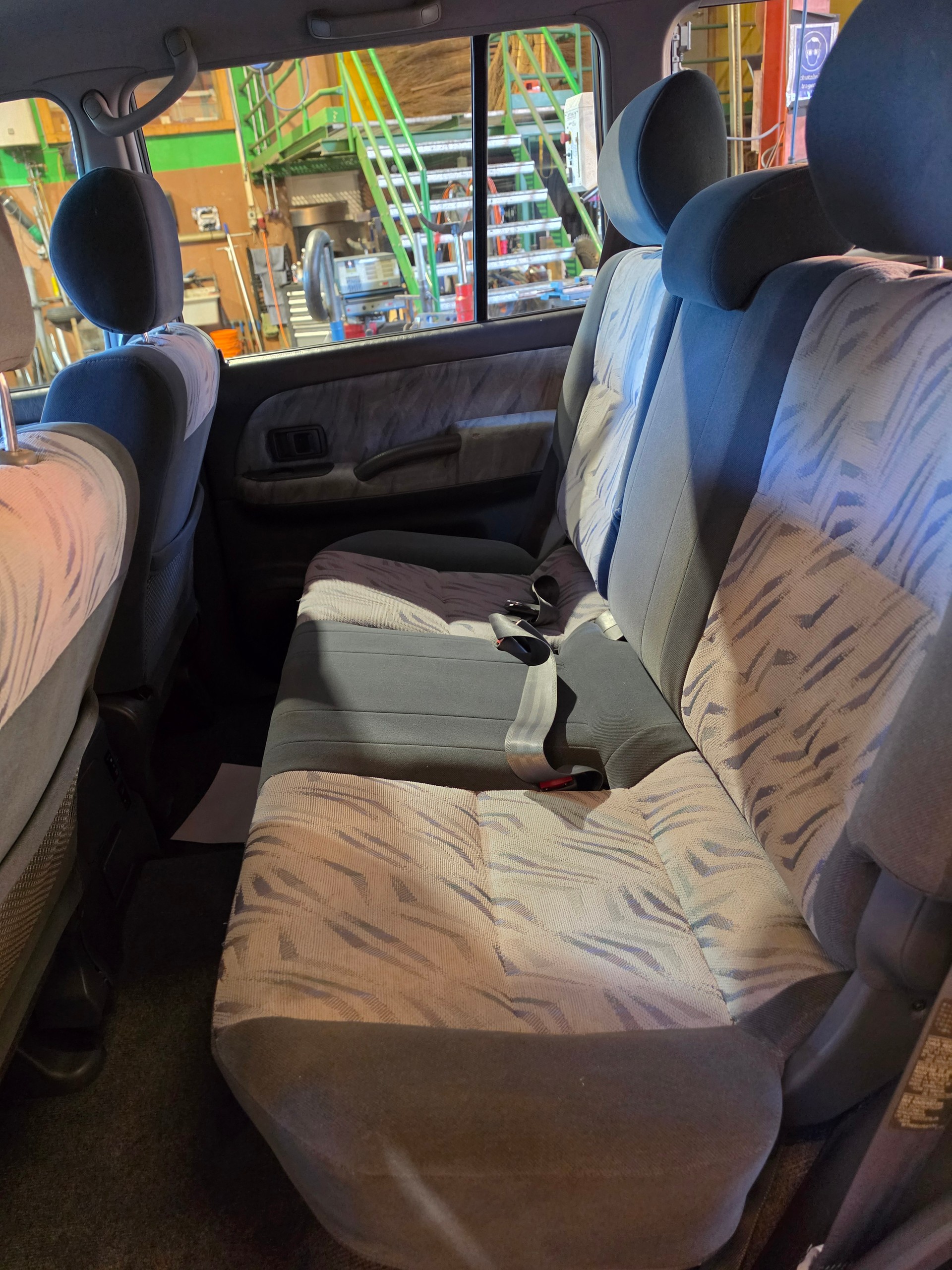 TOYOTA Land Cruiser 300 3.0 TD VX-image-8