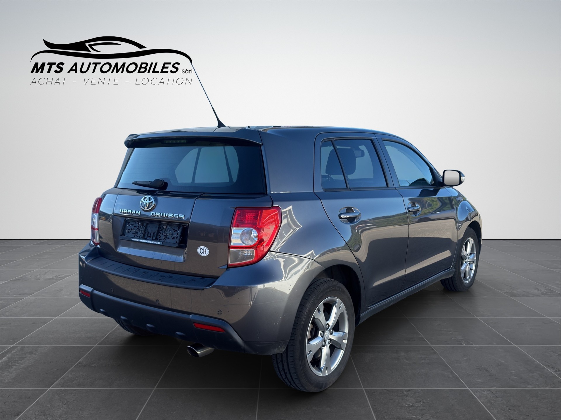 TOYOTA UrbanCruiser 1.4 D-4D 4WD-image-5