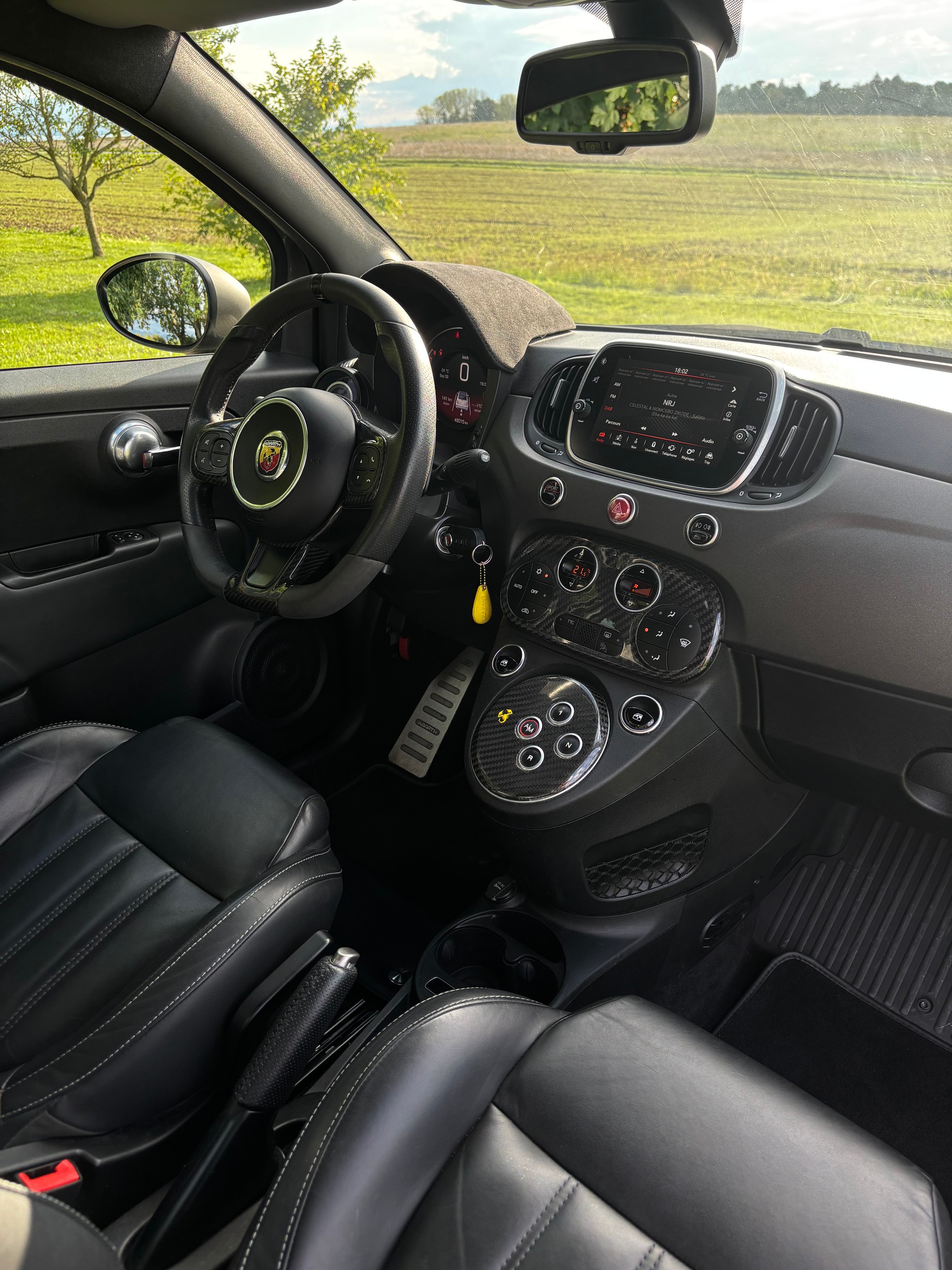 FIAT 500 Abarth-image-3