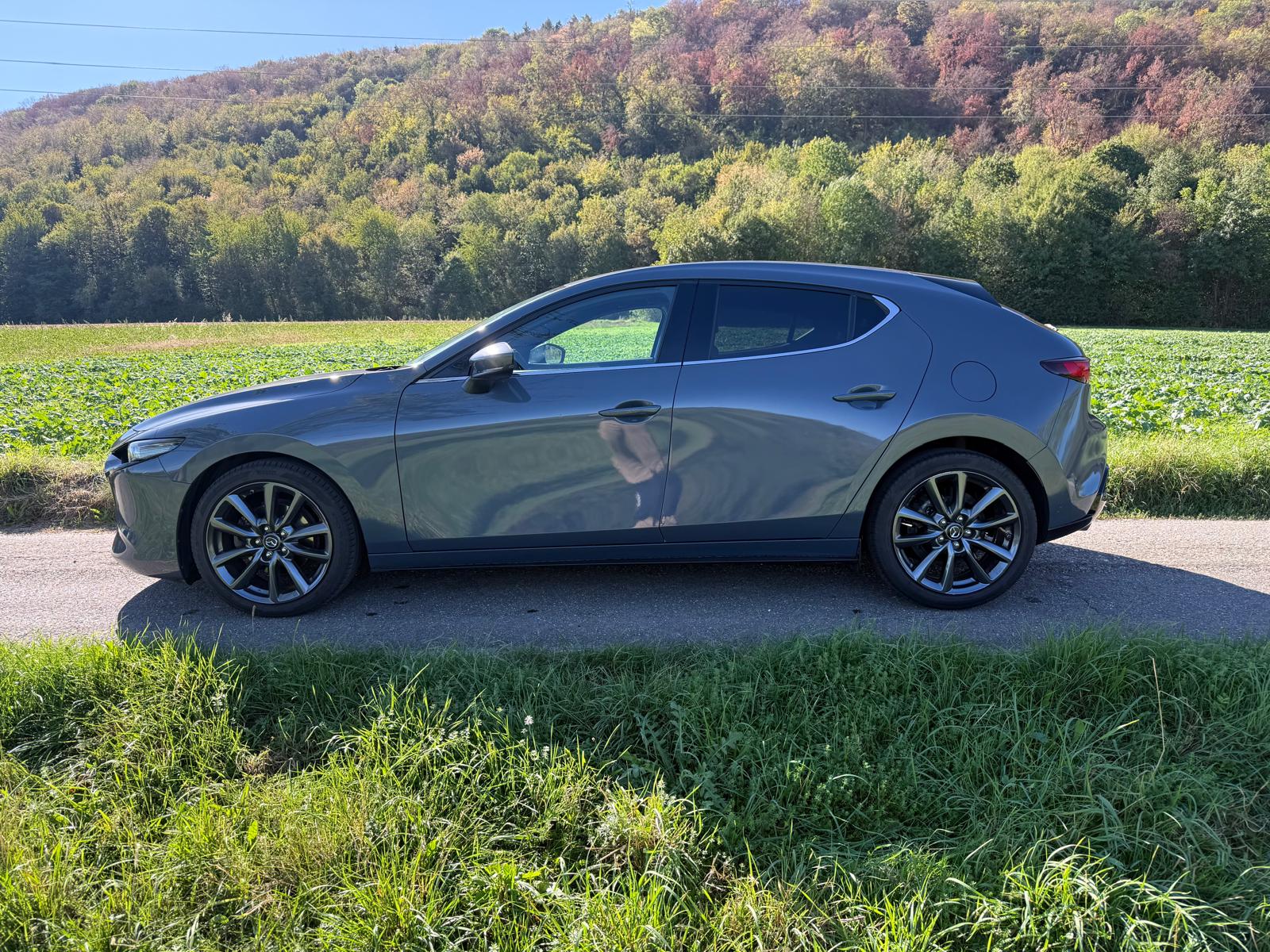 MAZDA 3 Hatchback SKYACTIV-X M Hybrid 180 Ambition-image-1