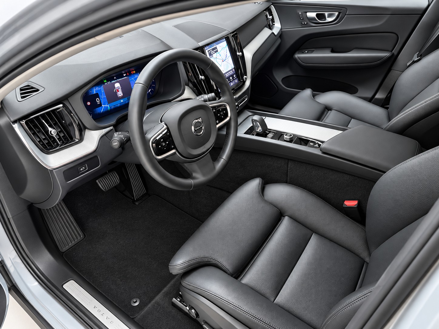 VOLVO XC60 B4 Diesel Mild Hybrid AWD Plus Dark Geartronic-image-14