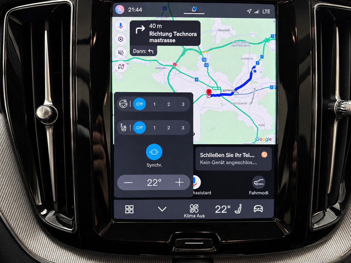VOLVO XC60 B4 Diesel Mild Hybrid AWD Plus Dark Geartronic-image-26