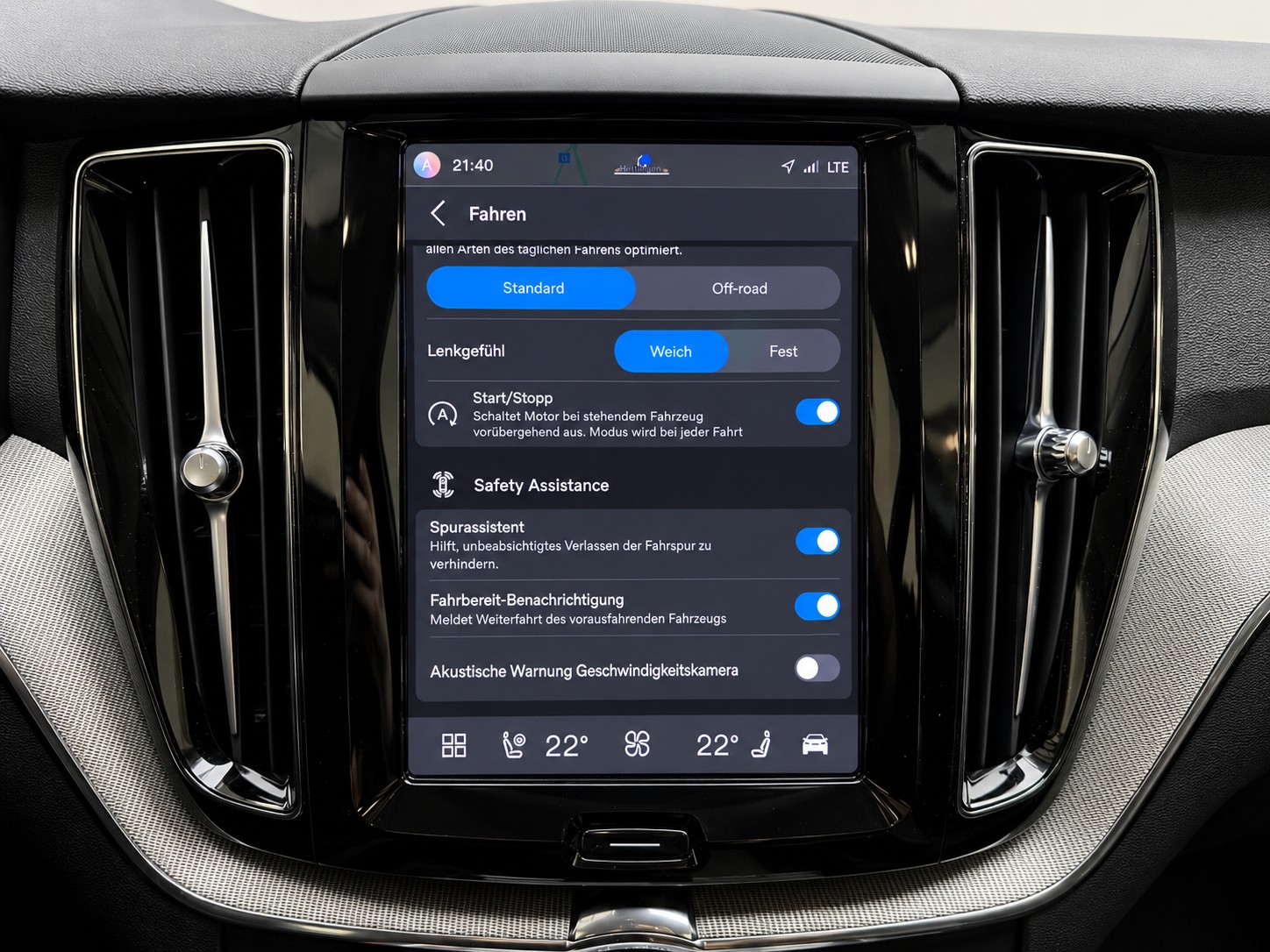 VOLVO XC60 B4 Diesel Mild Hybrid AWD Plus Dark Geartronic-image-28