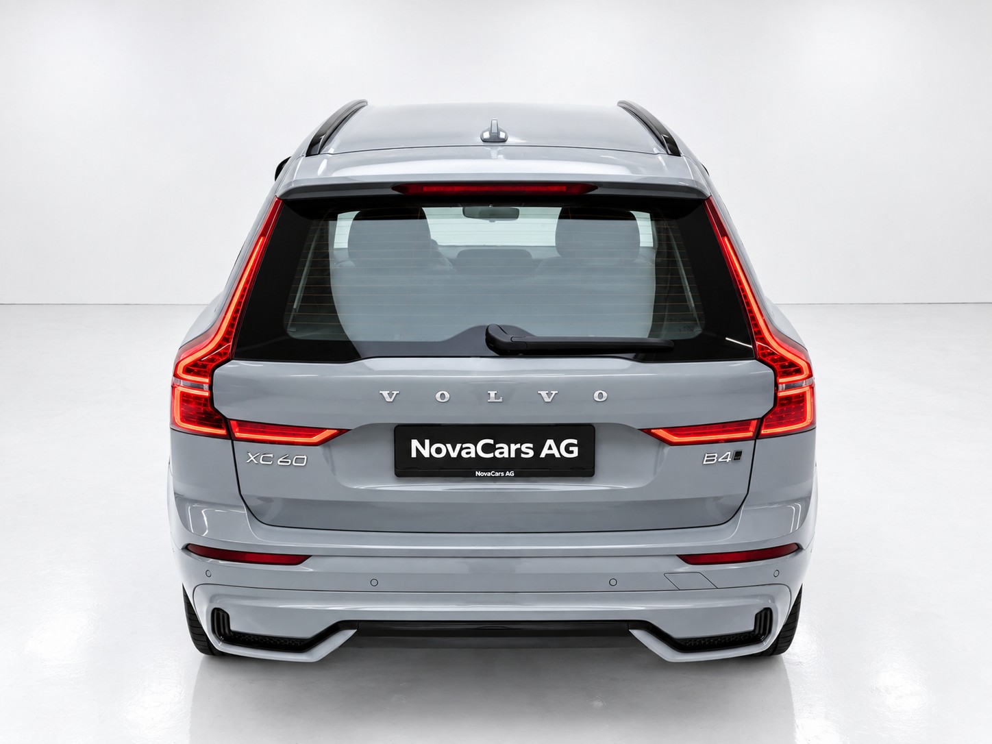 VOLVO XC60 B4 Diesel Mild Hybrid AWD Plus Dark Geartronic-image-6