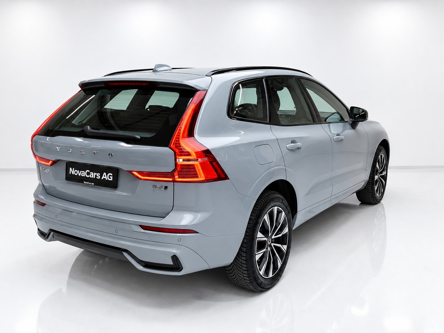 VOLVO XC60 B4 Diesel Mild Hybrid AWD Plus Dark Geartronic-image-7