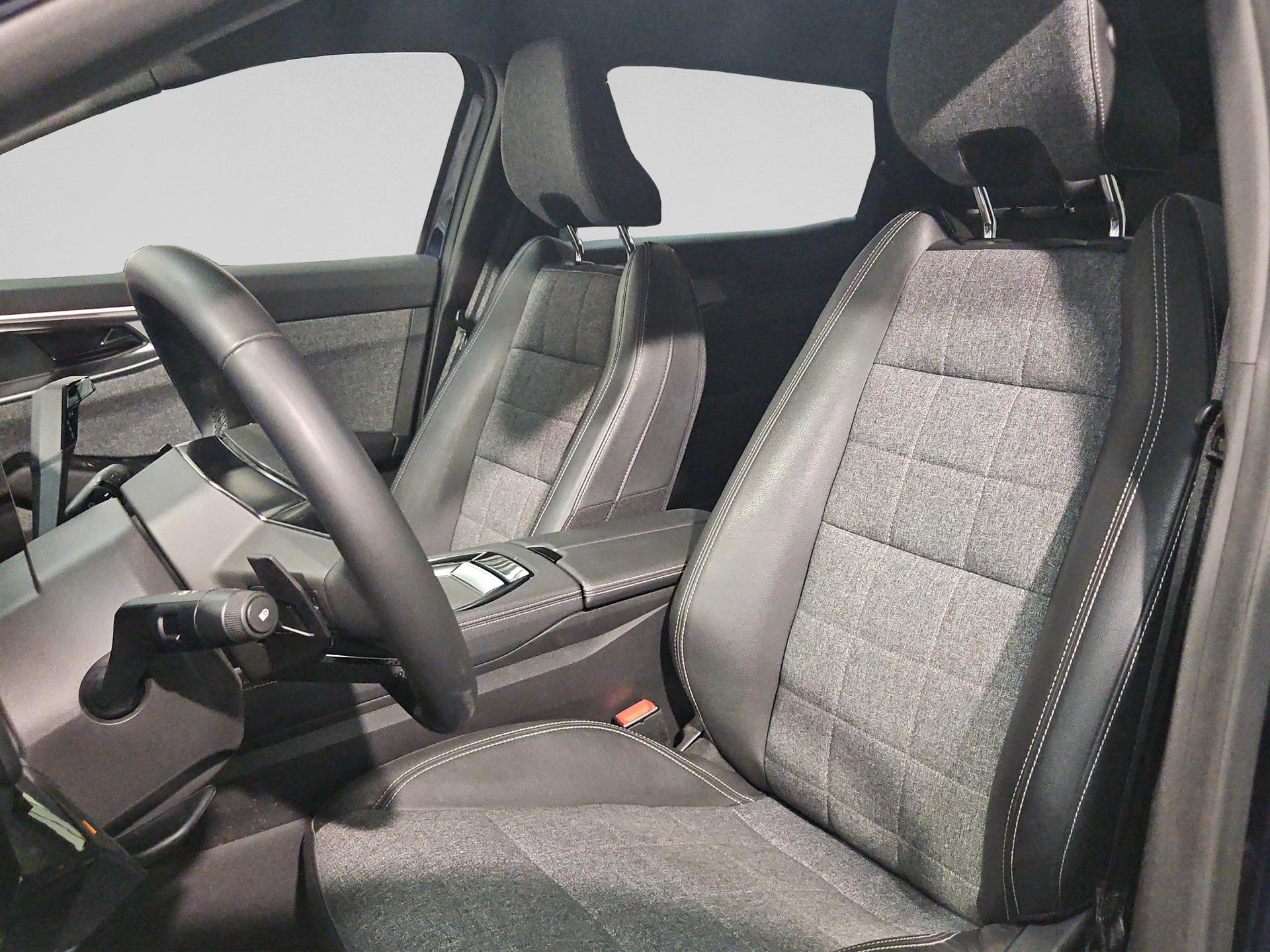 RENAULT Espace 1.2 E-Tech 200 Techno-image-8