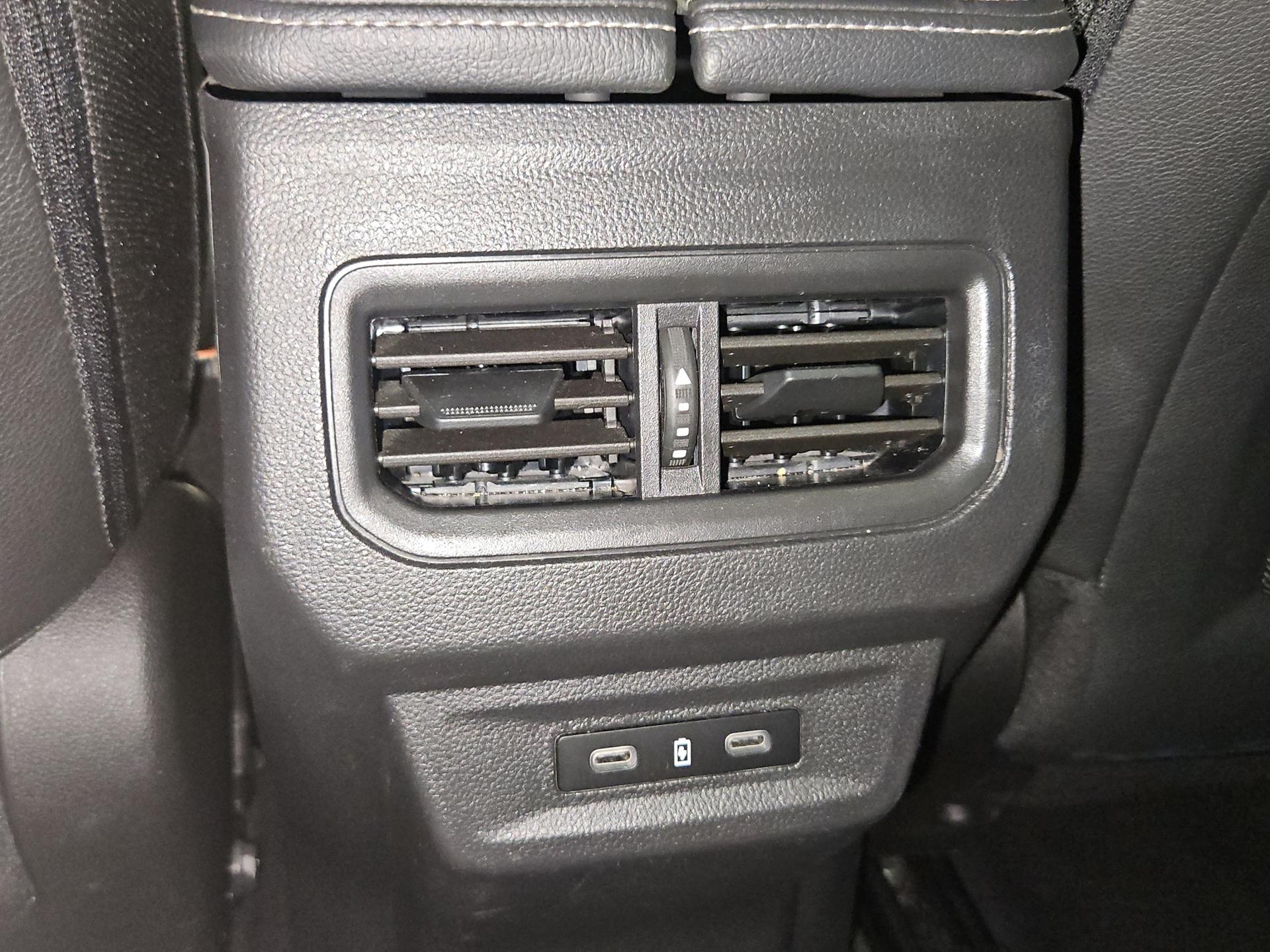 RENAULT Espace 1.2 E-Tech 200 Techno-image-22