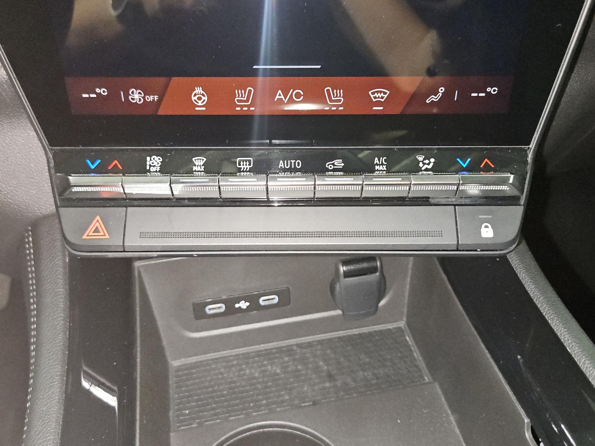 RENAULT Espace 1.2 E-Tech 200 Techno-image-21