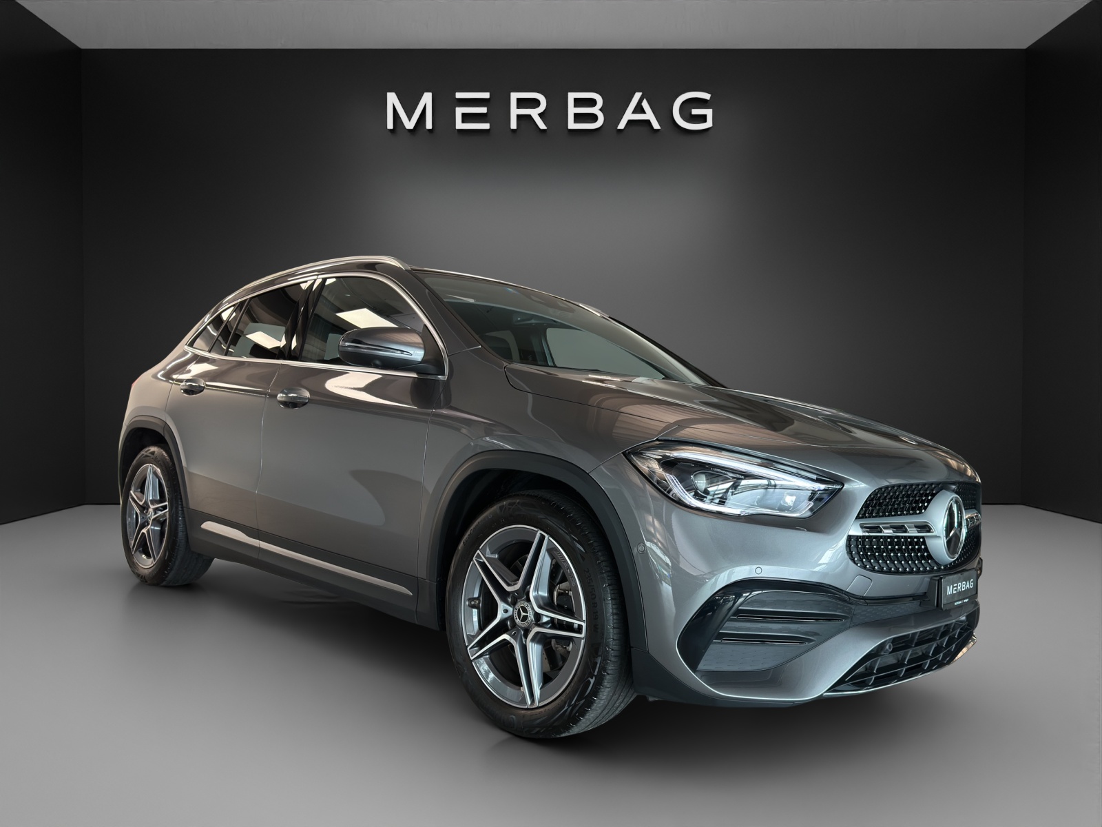 MERCEDES-BENZ GLA 250 AMG Line 4Matic-image-0