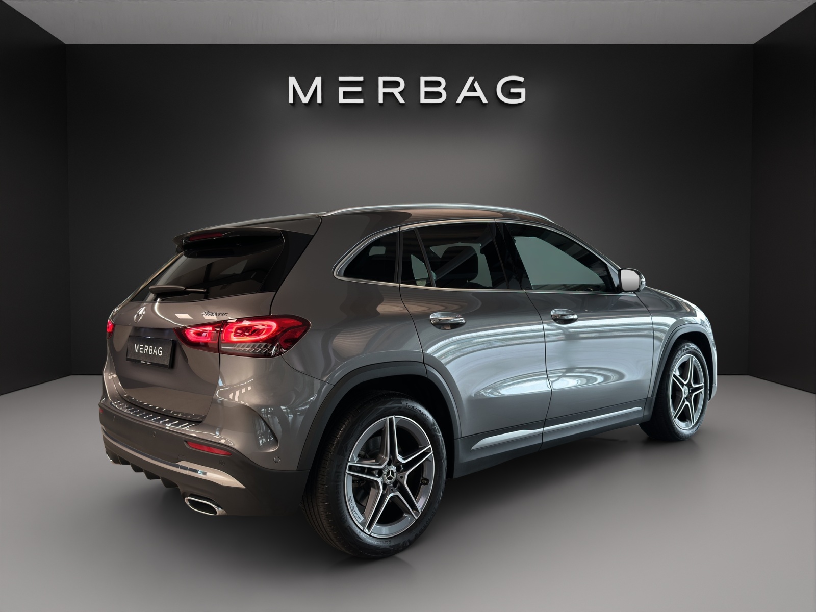 MERCEDES-BENZ GLA 250 AMG Line 4Matic-image-5