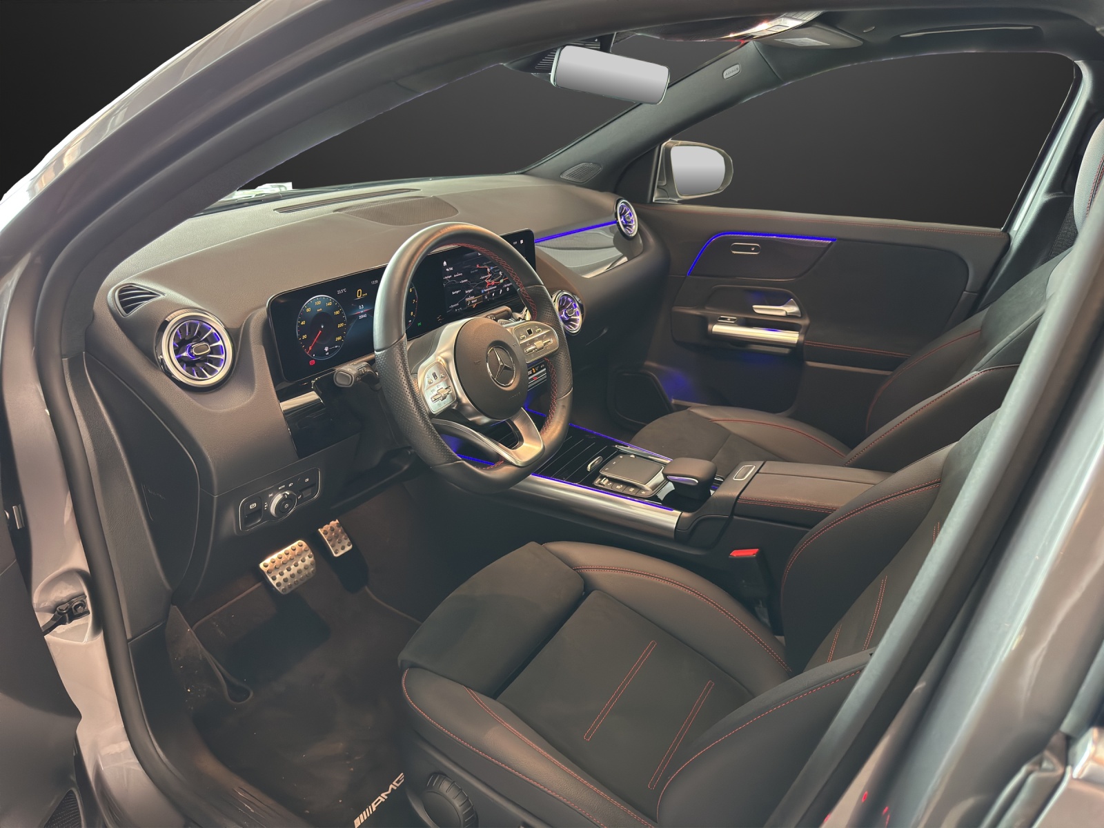 MERCEDES-BENZ GLA 250 AMG Line 4Matic-image-8