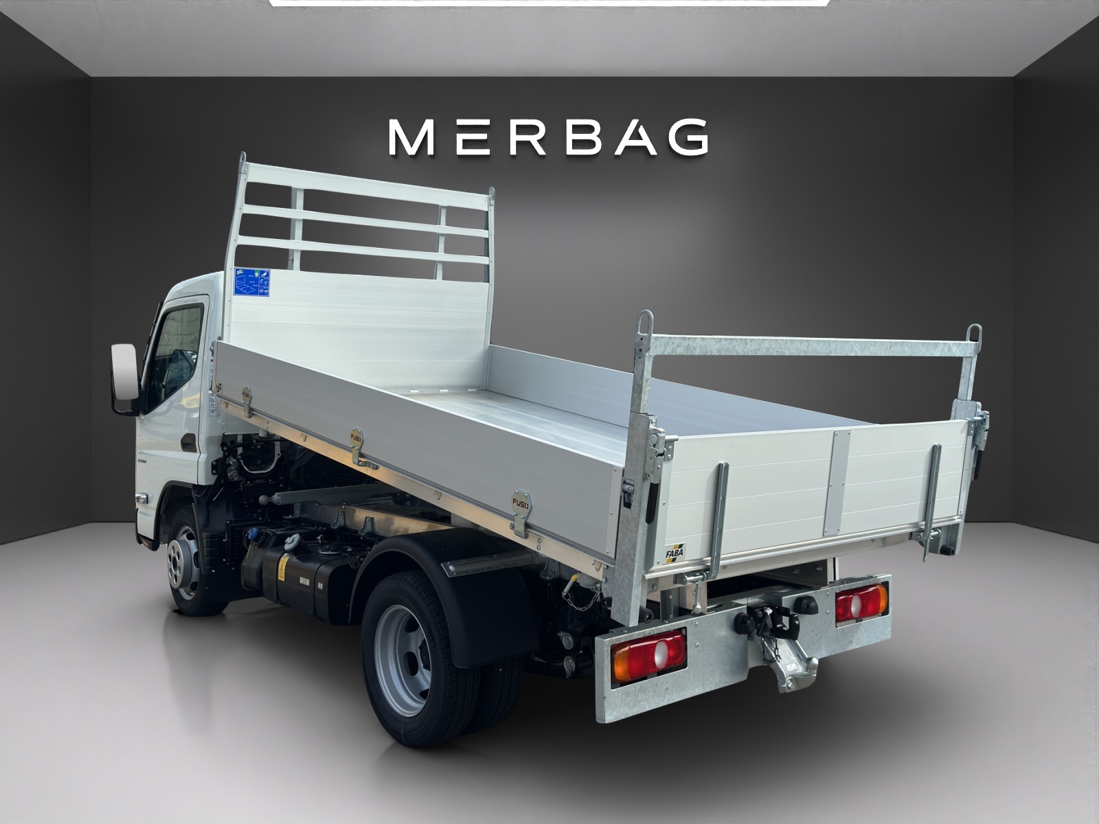 MITSUBISHI FUSO Canter 3S15-image-9